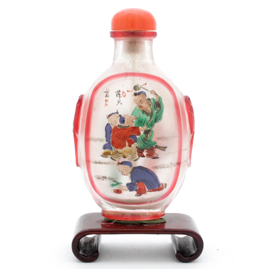 Chinese Reverse Painted and Overlay Glass Snuff Bottle