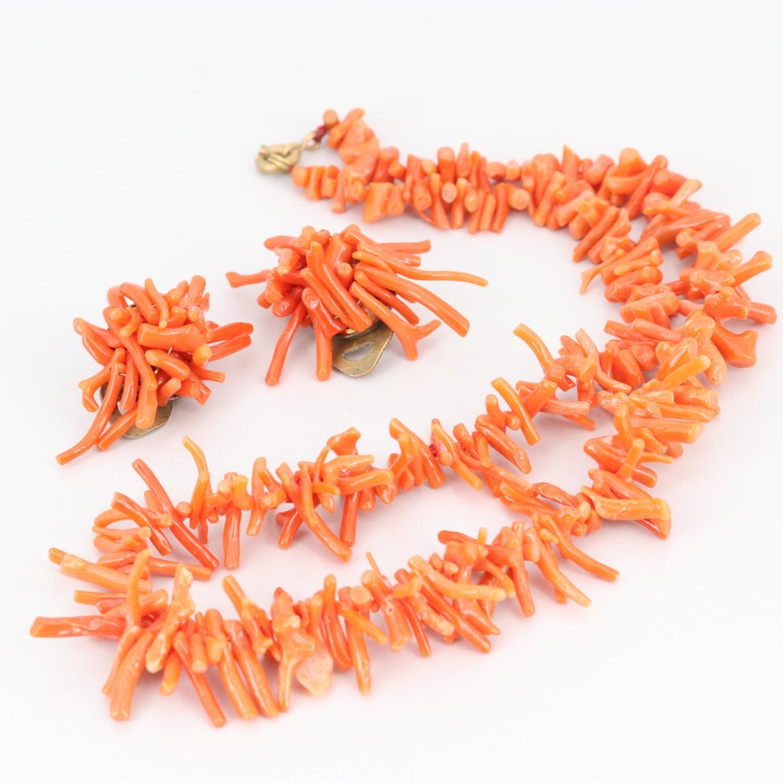 Vintage Gold Tone Coral Matching Necklace and Earrings