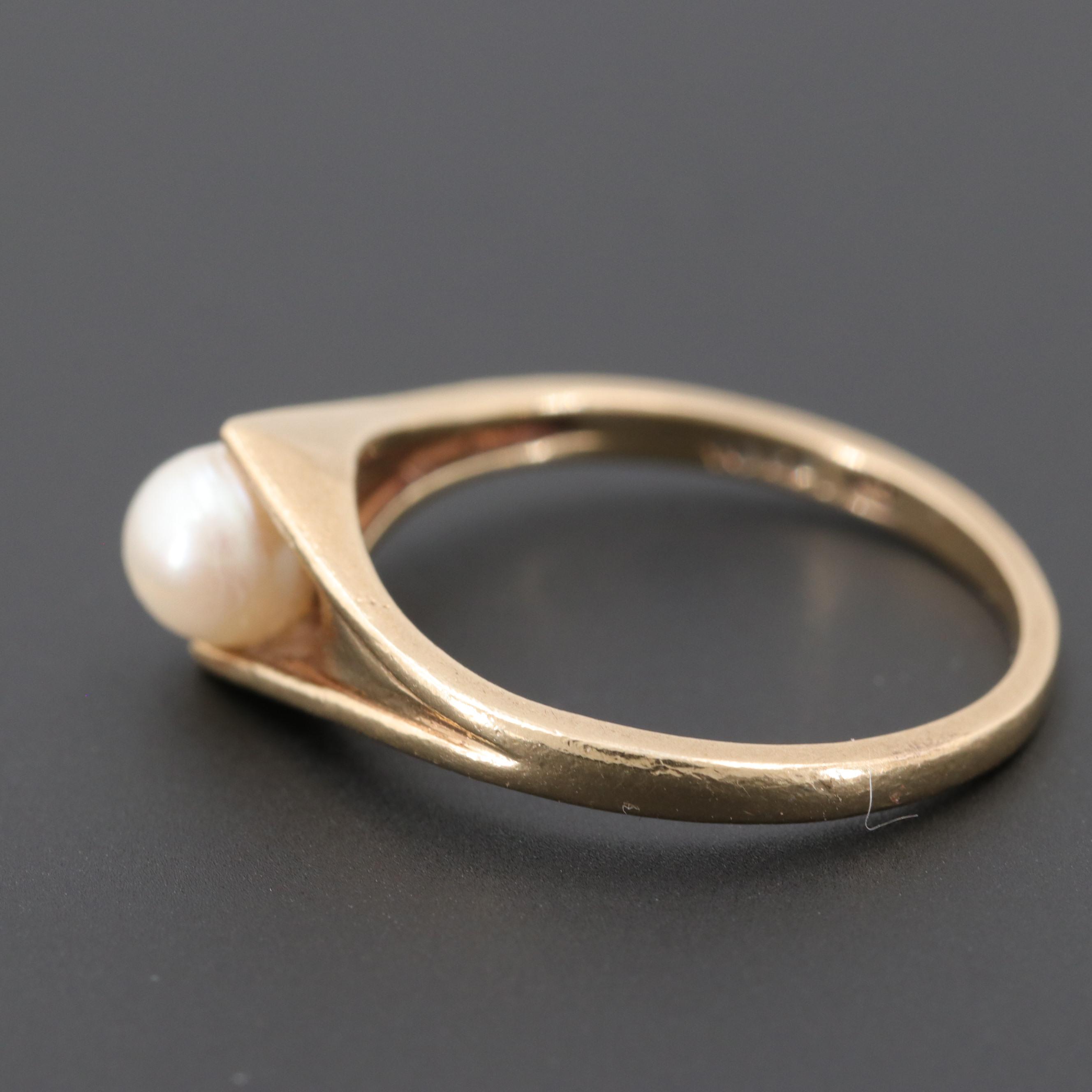 10K Yellow Gold Cultured Pearl Ring