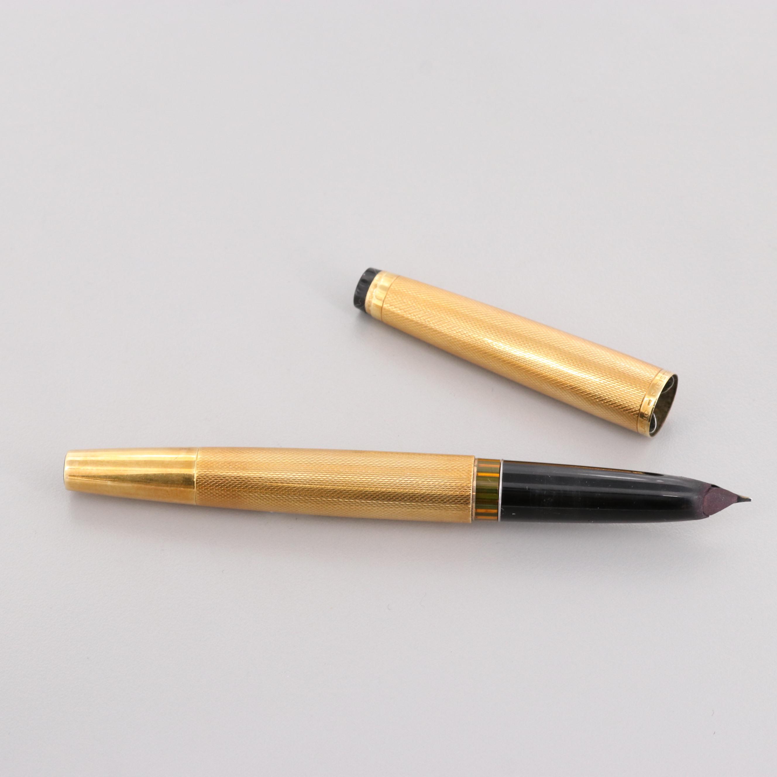 Montblanc Meisterstück 18K Yellow Gold Fountain Pen