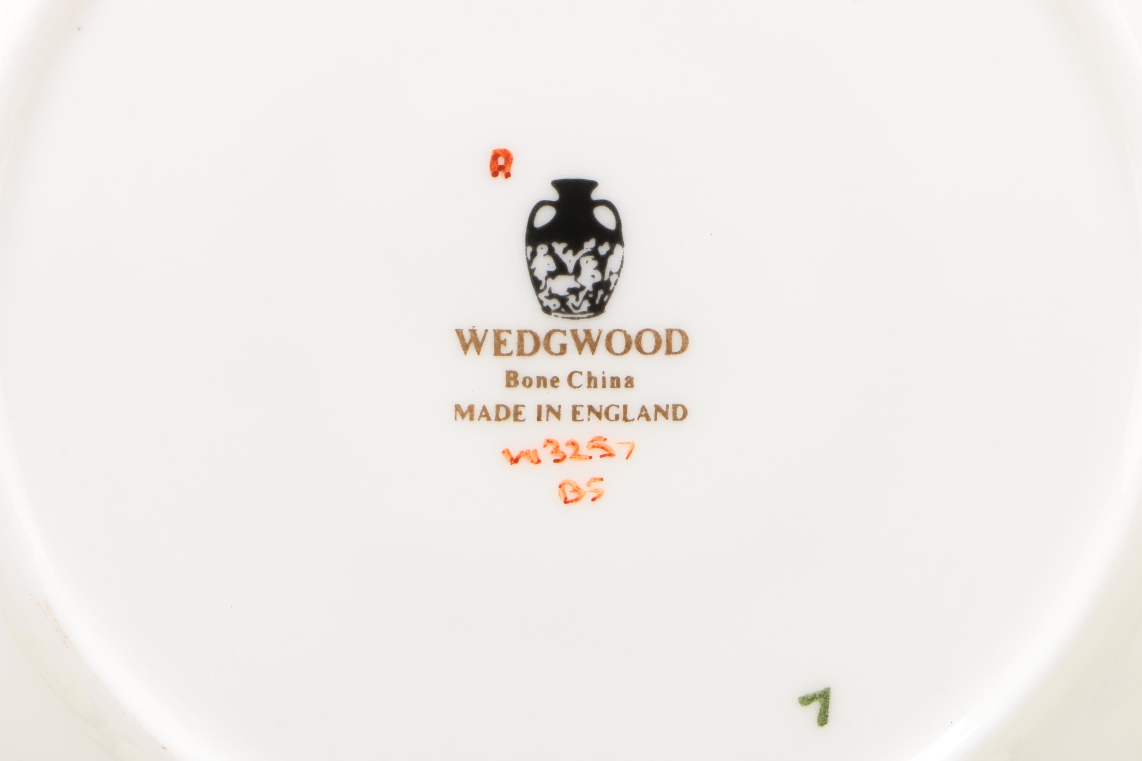 Wedgwood "Appledore" Bone China Dinnerware
