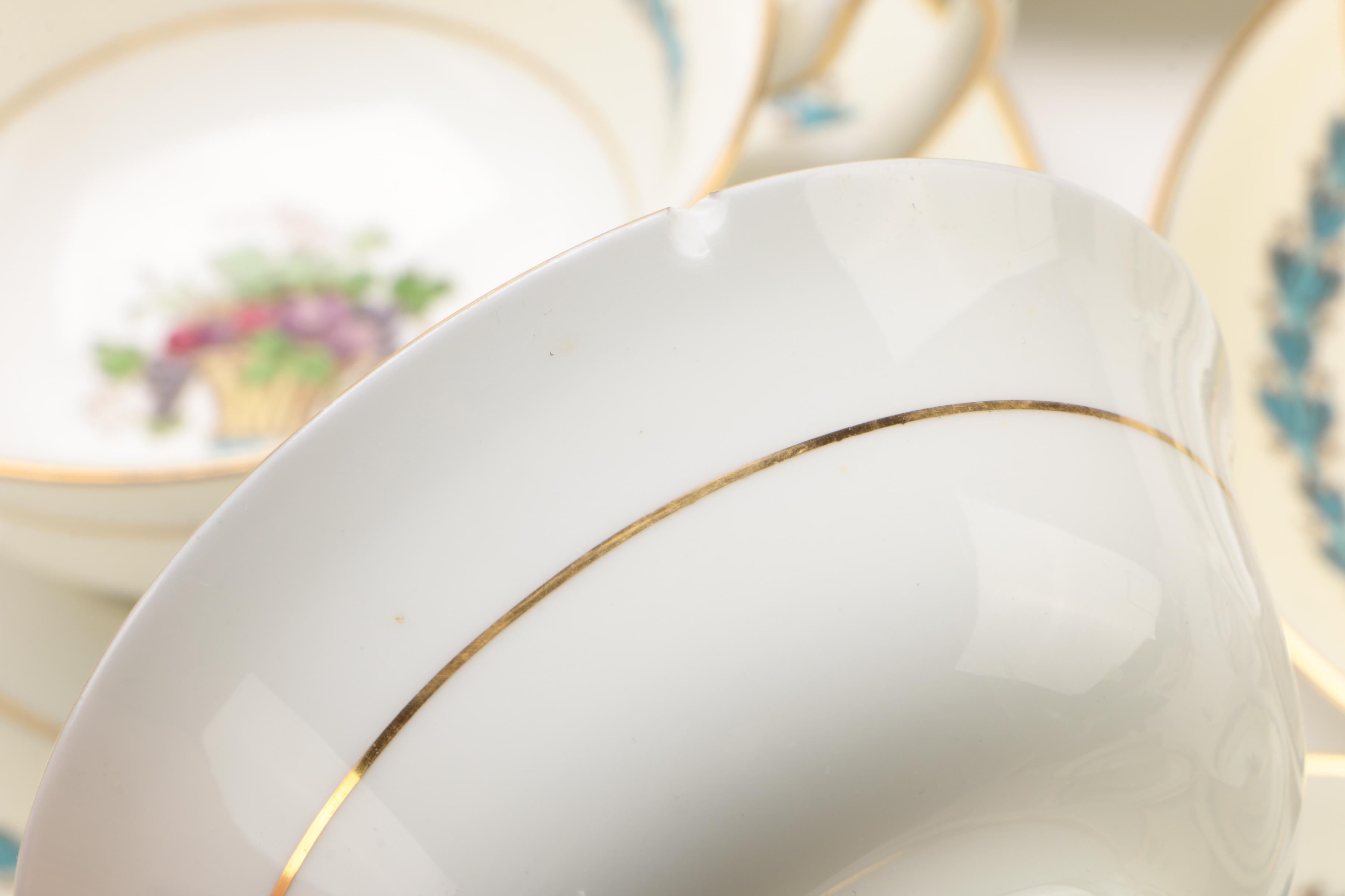 Wedgwood "Appledore" Bone China Dinnerware