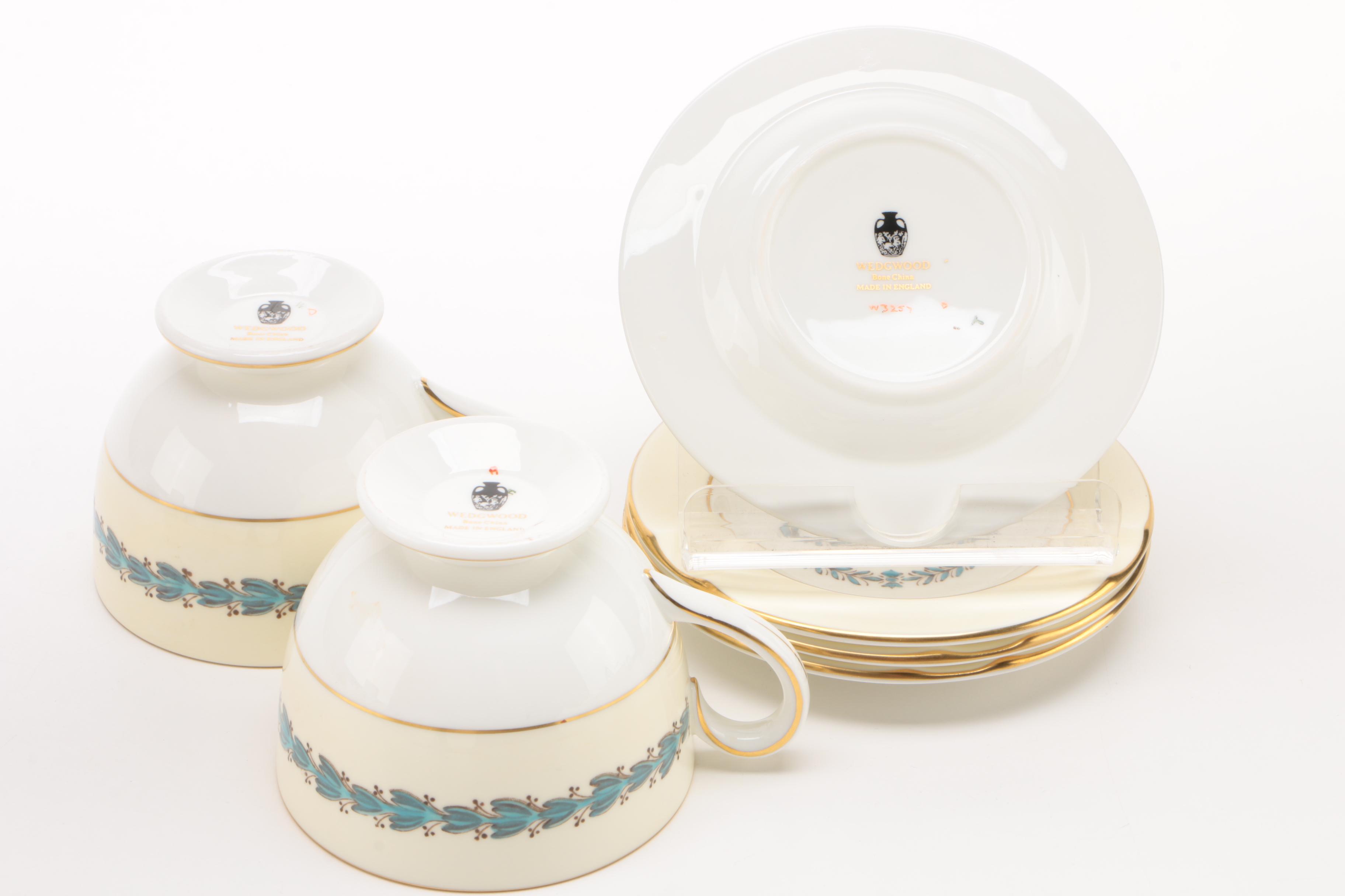 Wedgwood "Appledore" Bone China Dinnerware