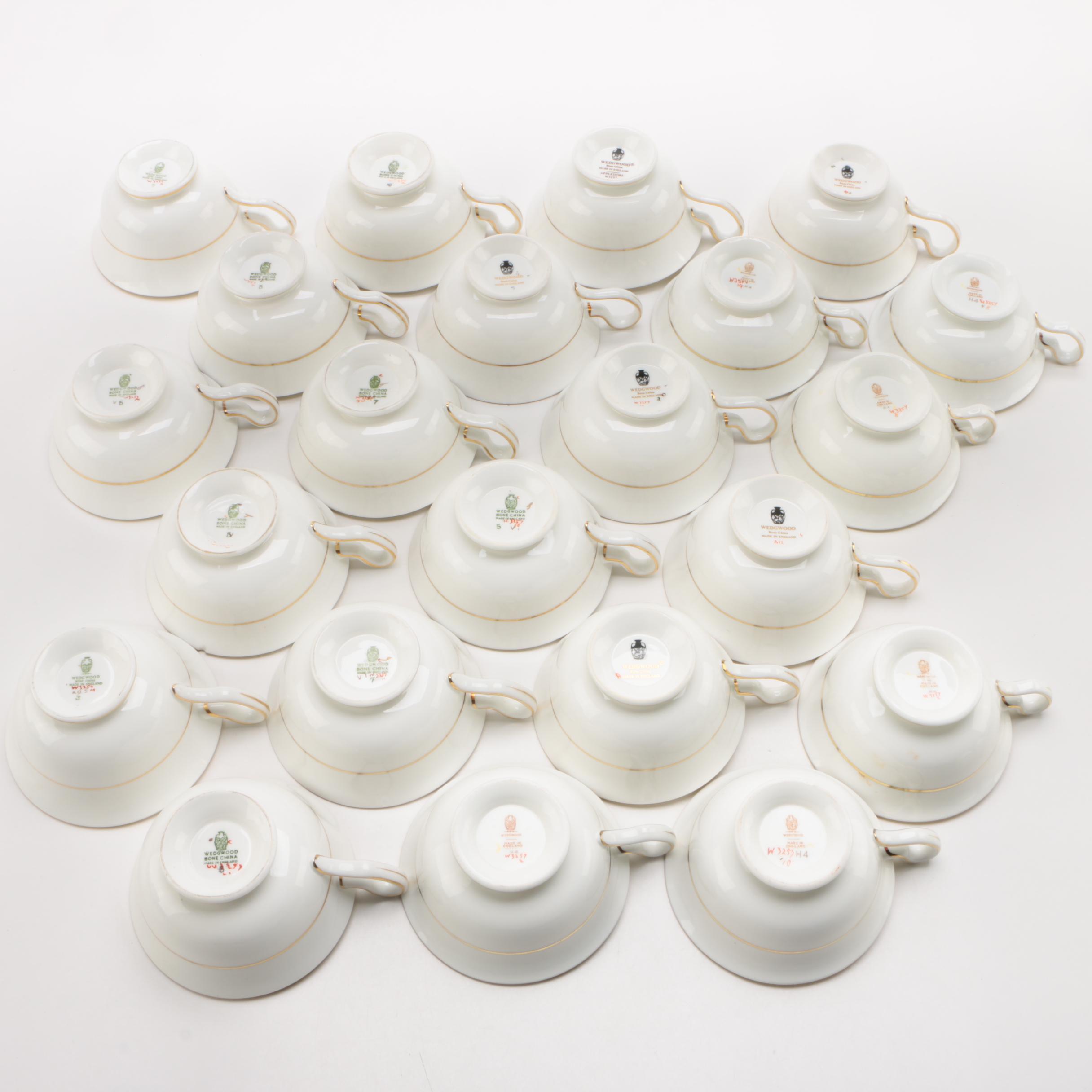 Wedgwood "Appledore" Bone China Dinnerware