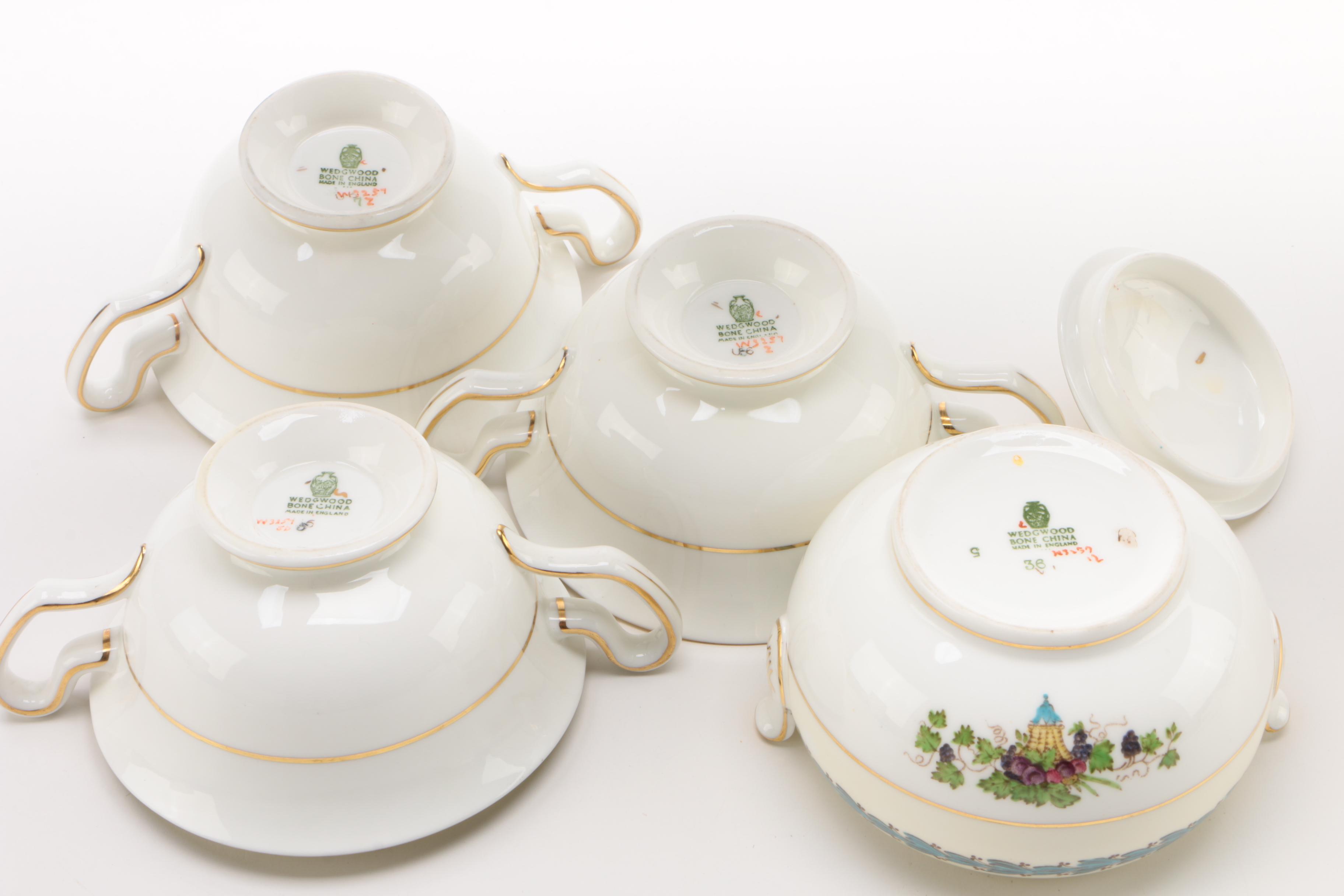 Wedgwood "Appledore" Bone China Dinnerware