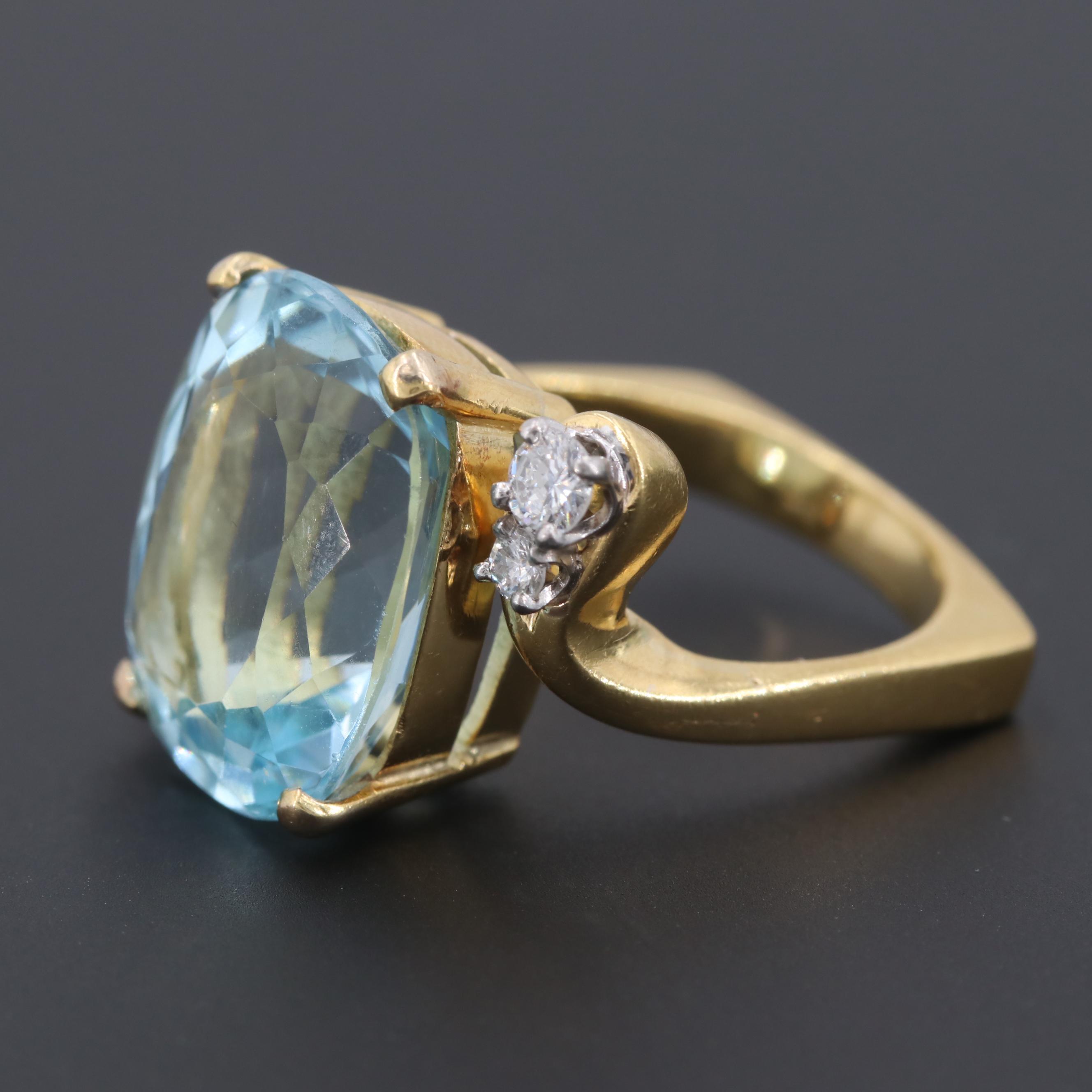 18K Yellow Gold 10.22 CT Aquamarine and Diamond Ring