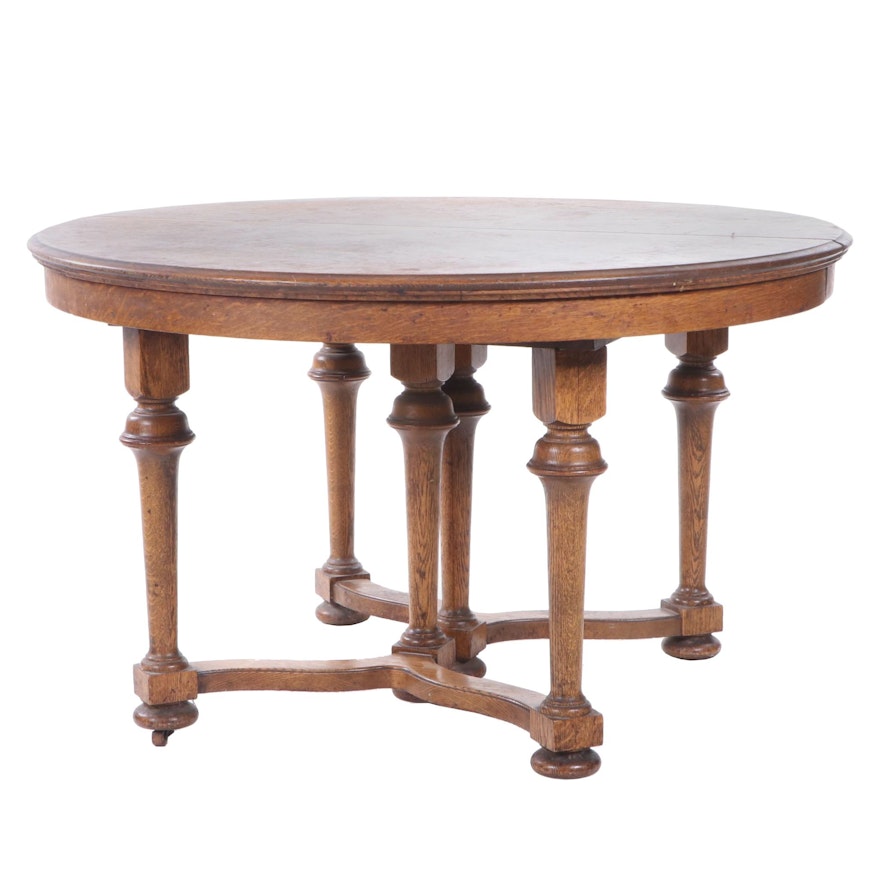 William and Mary Style Oak Circular Dining Table on Casters, Early 20th Century