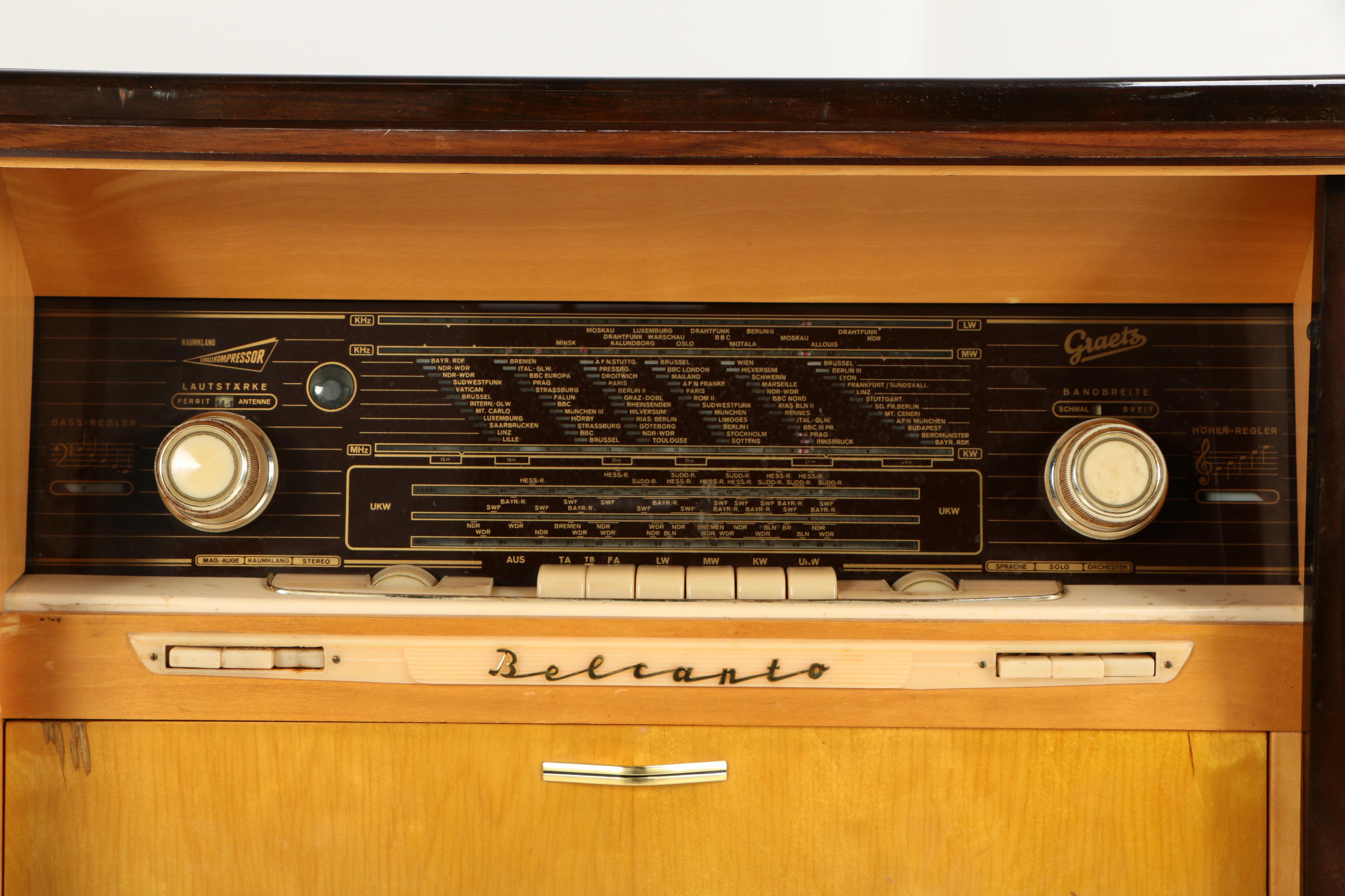 Mid Century Modern Graetz "Belcanto" Radio Phonograph Cabinet, 1960s