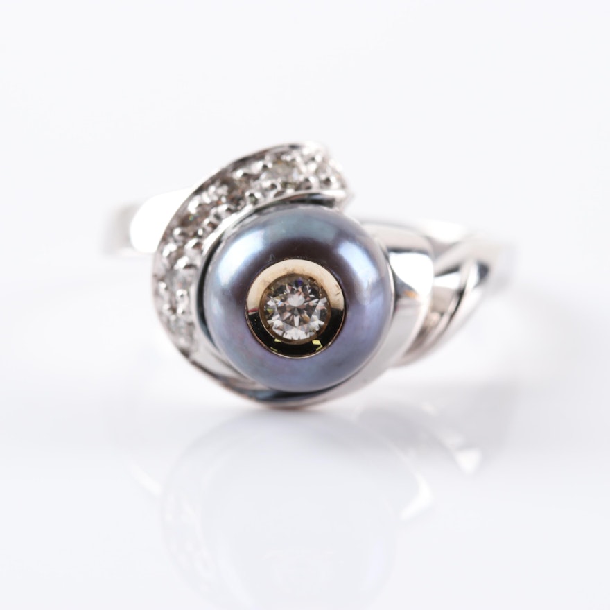 Galatea 14K White Gold "Diamond in a Pearl" Ring