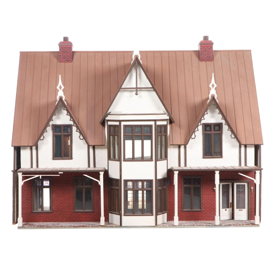 Ravenscroft by Lawbre Dollhouse with Miniatures