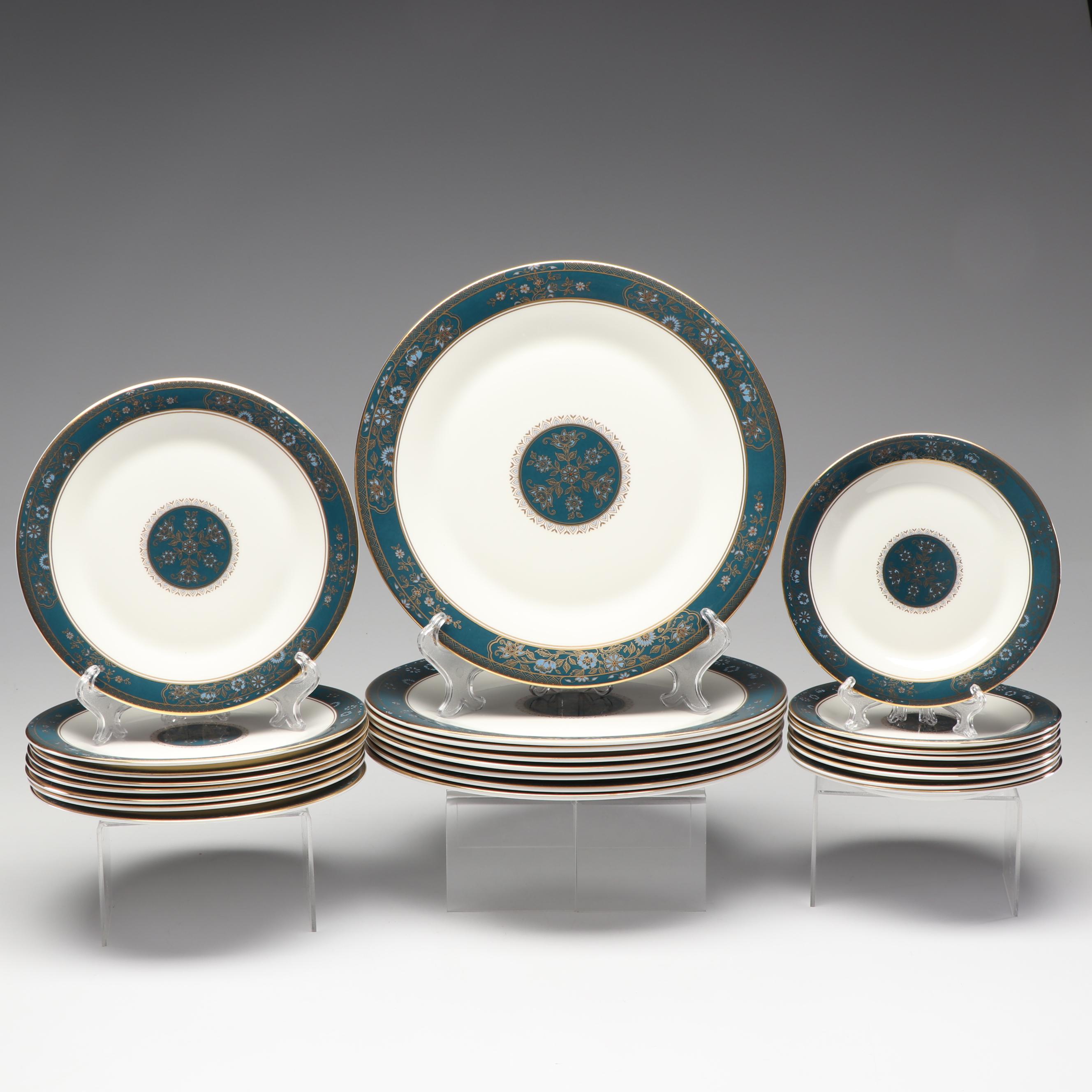 Royal Doulton "Carlyle" Dinnerware