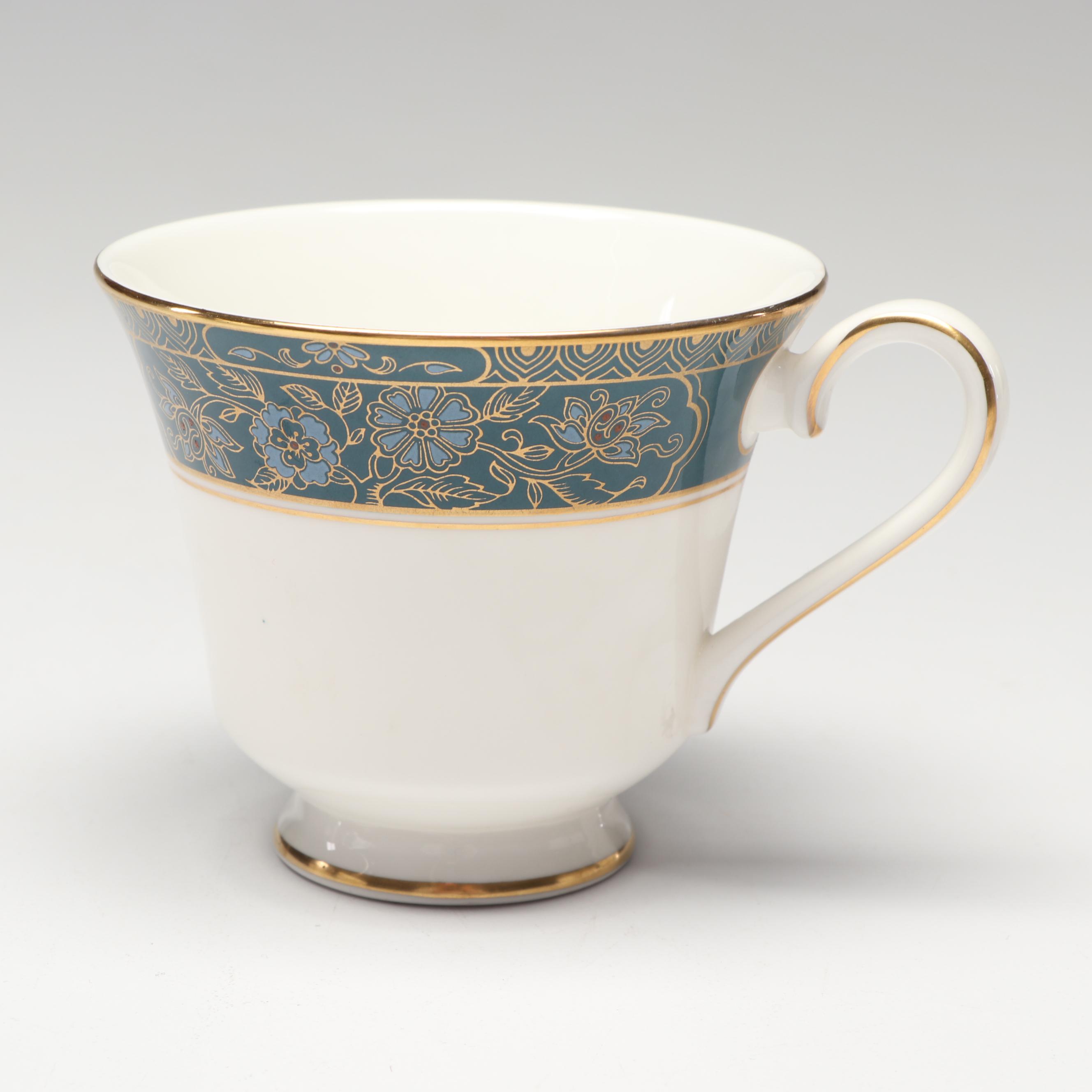 Royal Doulton "Carlyle" Dinnerware