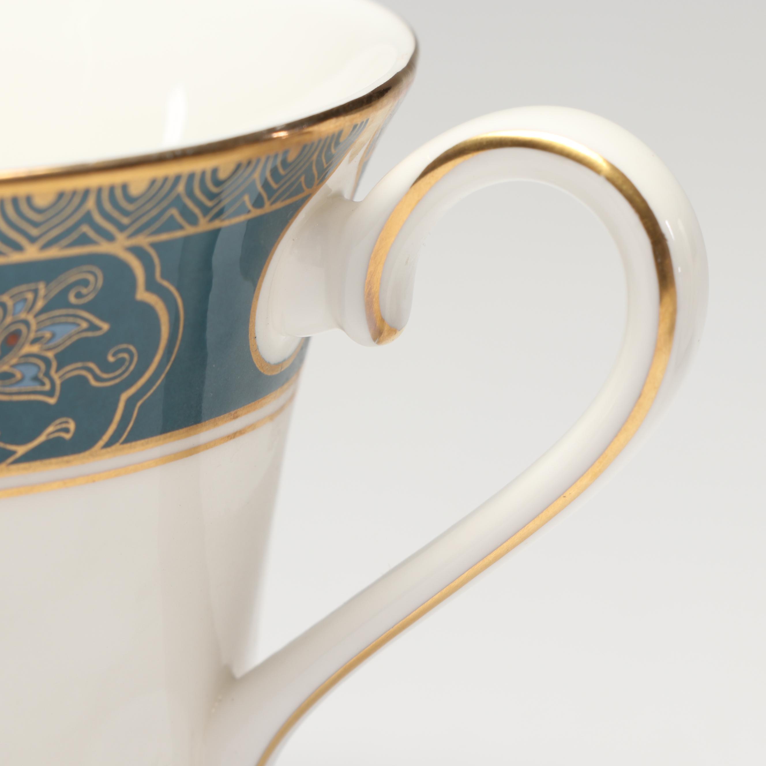 Royal Doulton "Carlyle" Dinnerware