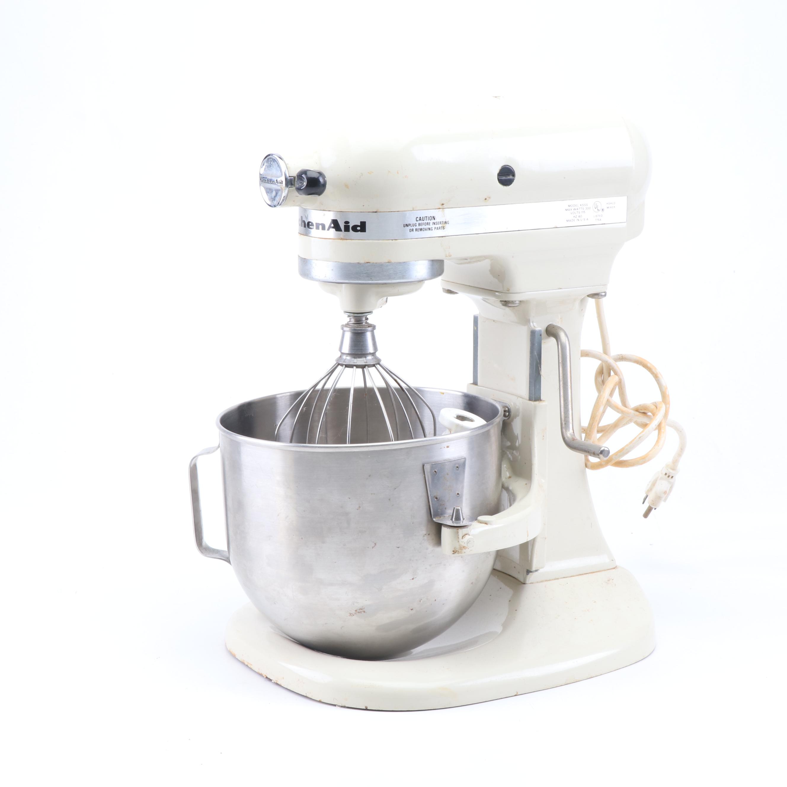 Vintage KitchenAid Stand Mixer Model K5SSwith Attachments