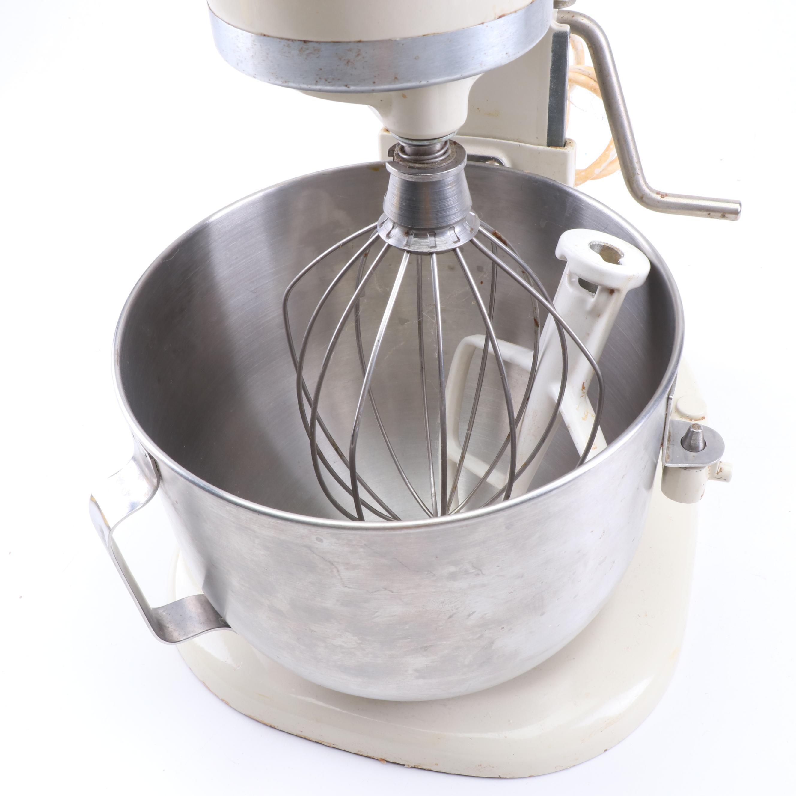 Vintage KitchenAid Stand Mixer Model K5SSwith Attachments