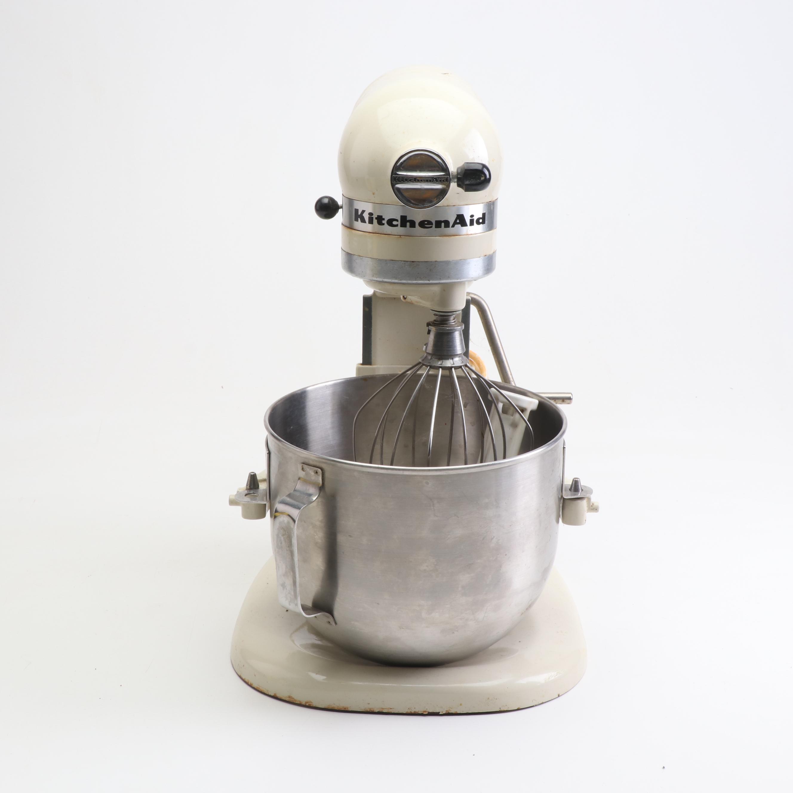 Vintage KitchenAid Stand Mixer Model K5SSwith Attachments