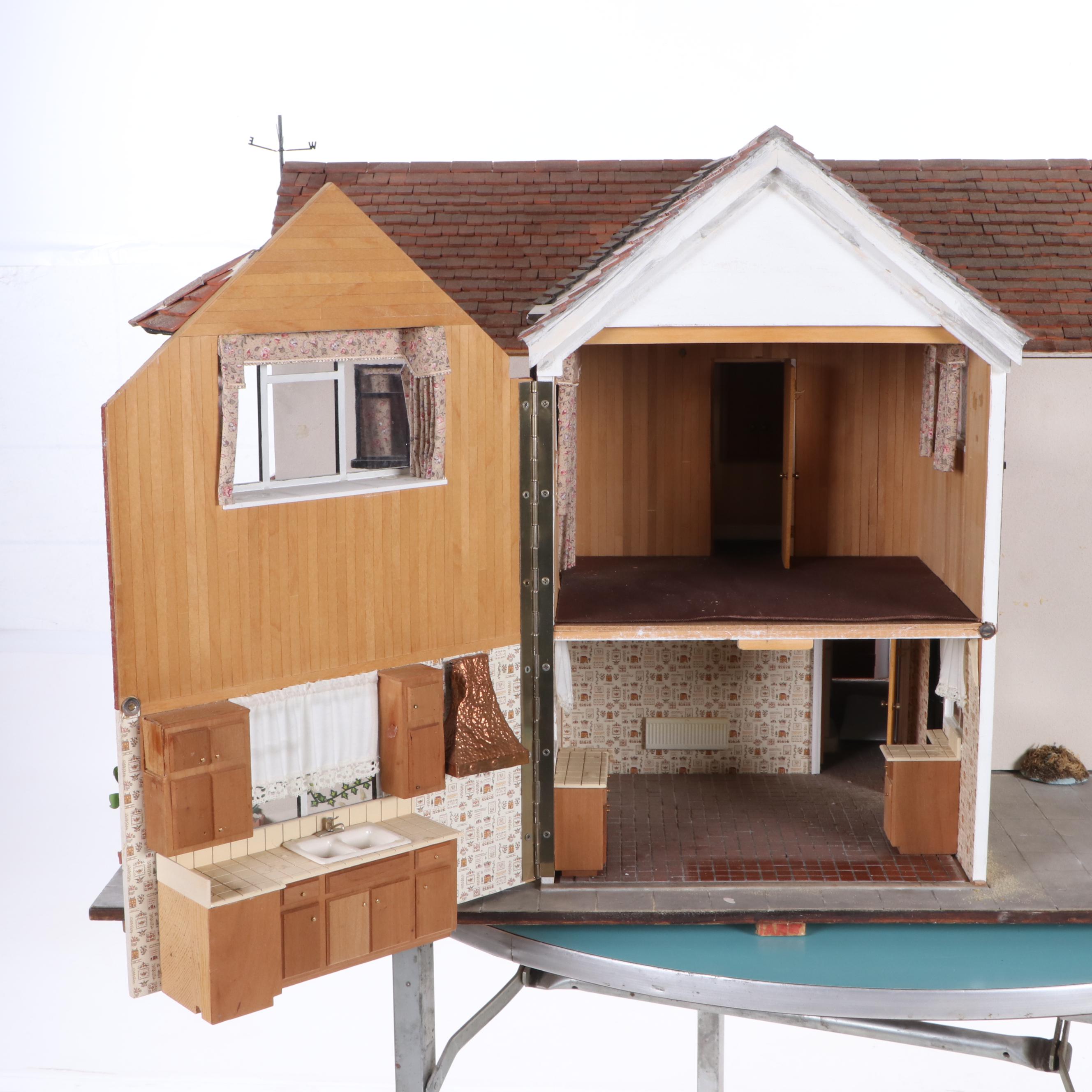 English Cottage Dollhouse with Miniatures