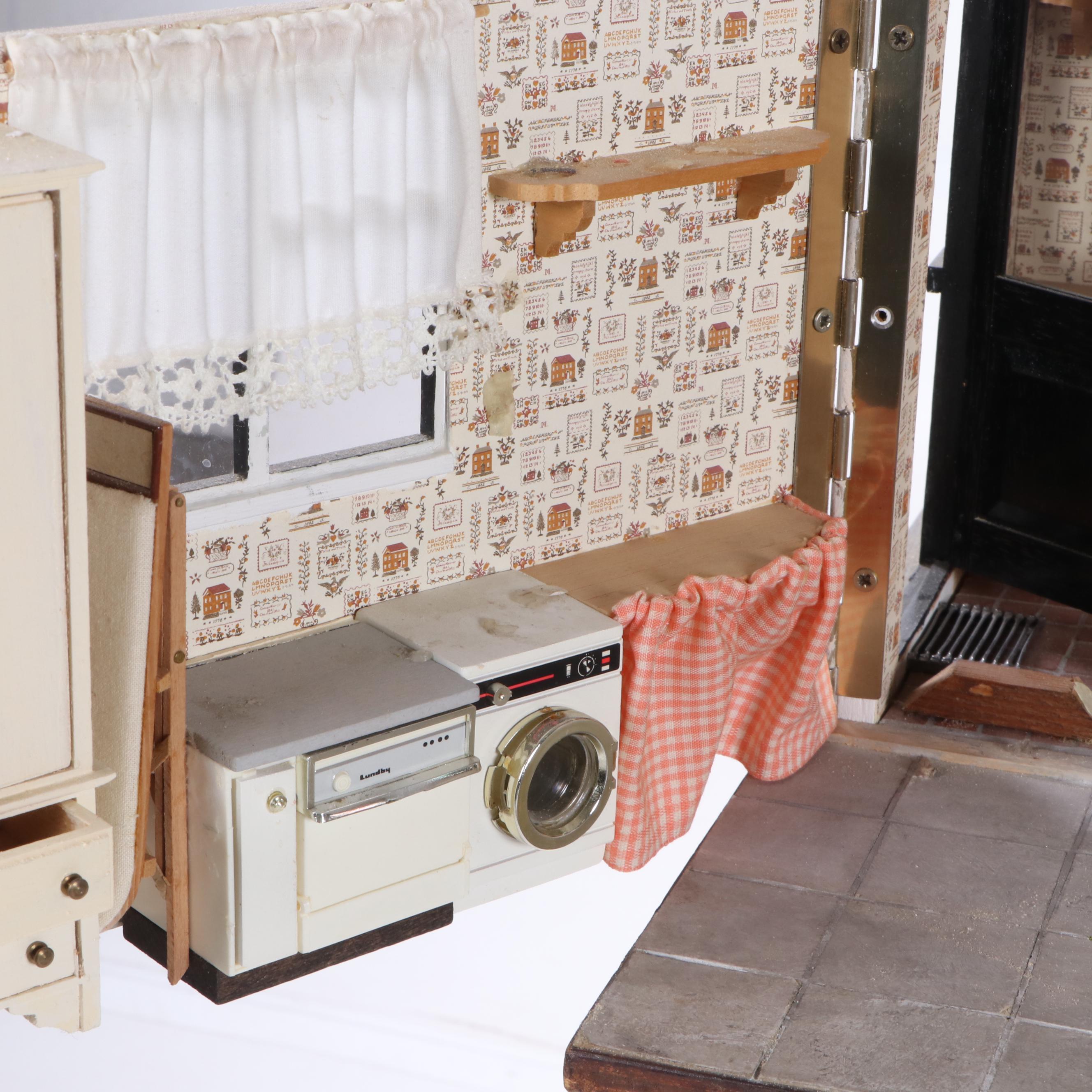 English Cottage Dollhouse with Miniatures