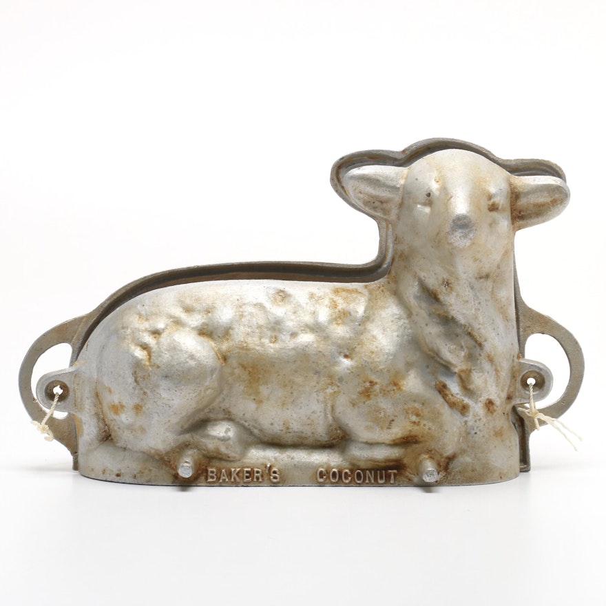 Vintage Cast Aluminum Baker's Coconut Lamb Mold