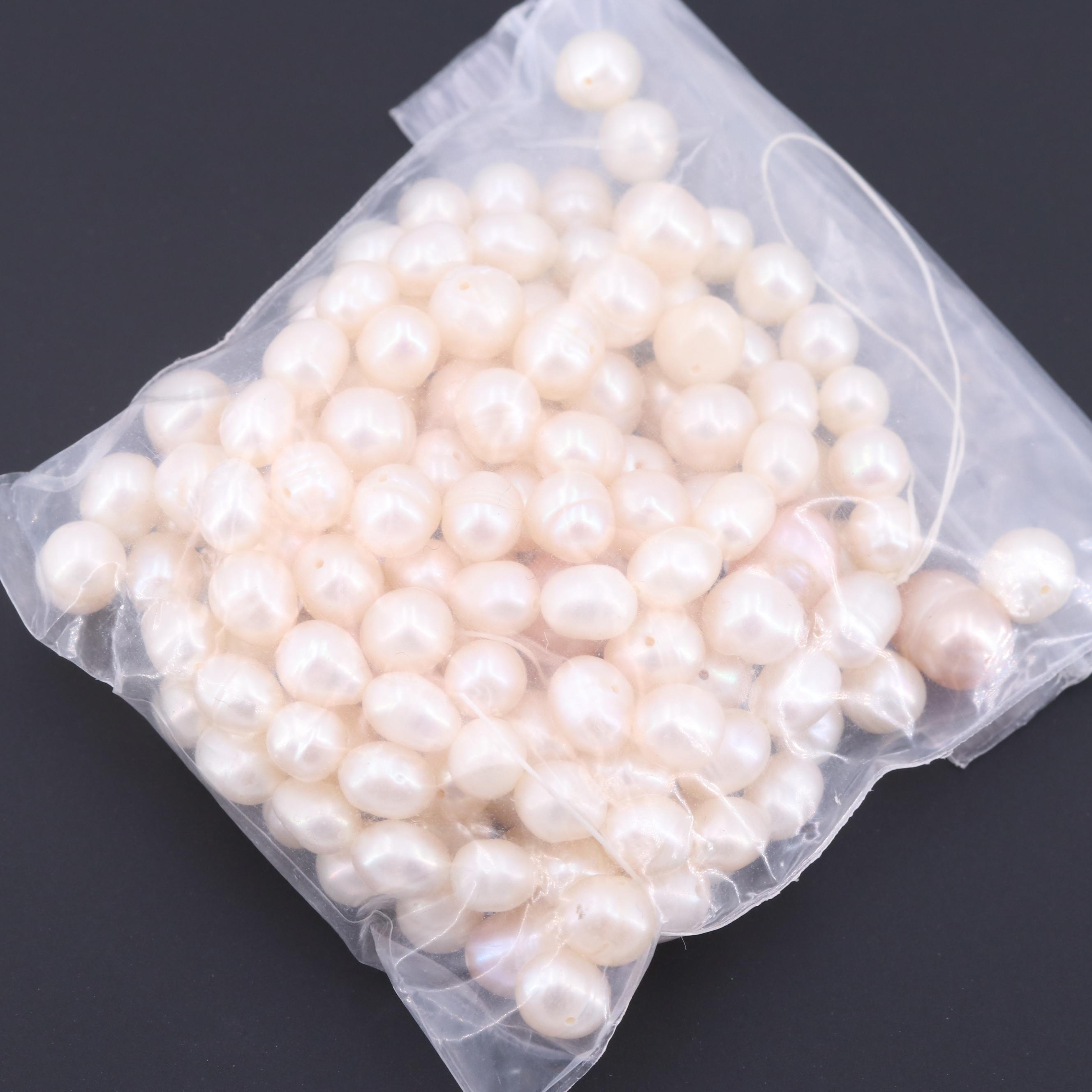 Assortment of Hanks and Loose Cultured Pearls