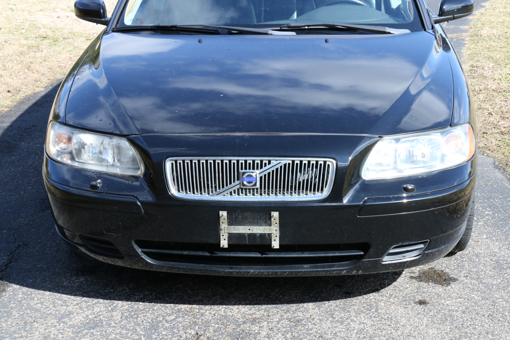 2006 Volvo V70 Wagon with Leather Interior