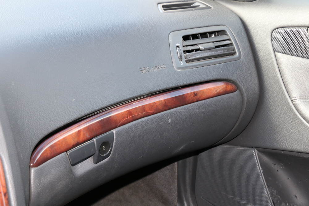 2006 Volvo V70 Wagon with Leather Interior