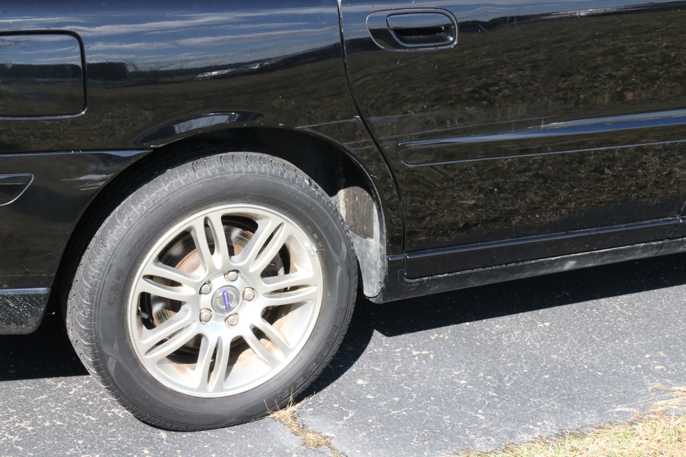 2006 Volvo V70 Wagon with Leather Interior