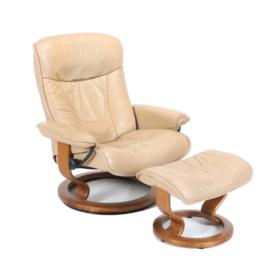 Ekornes "Stressless" Tan Leather Lounge Chair and Ottoman, Late 20th Century