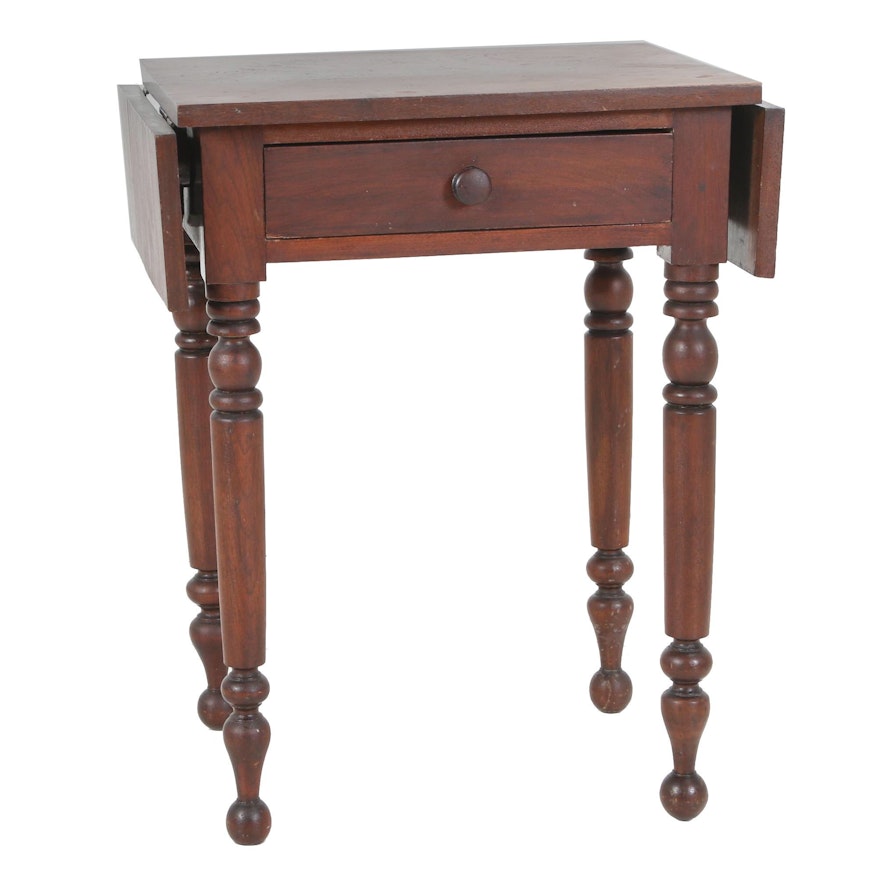 American Mahogany One-Drawer Side Table with Drop Leaves, 19th Century