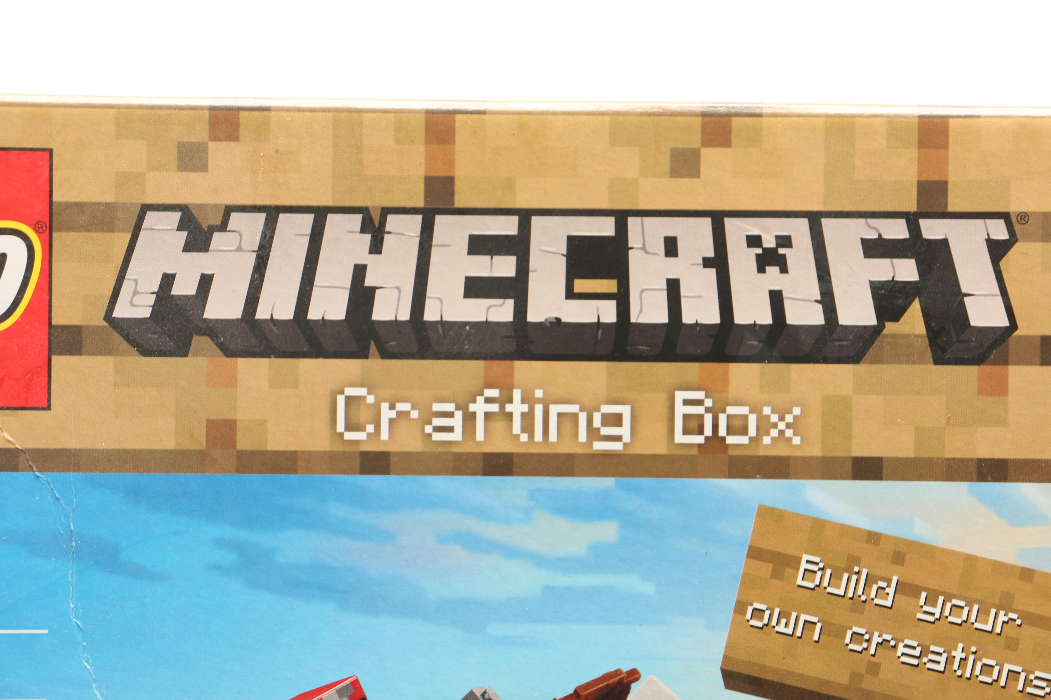LEGO Minecraft Crafting Box Building Kit