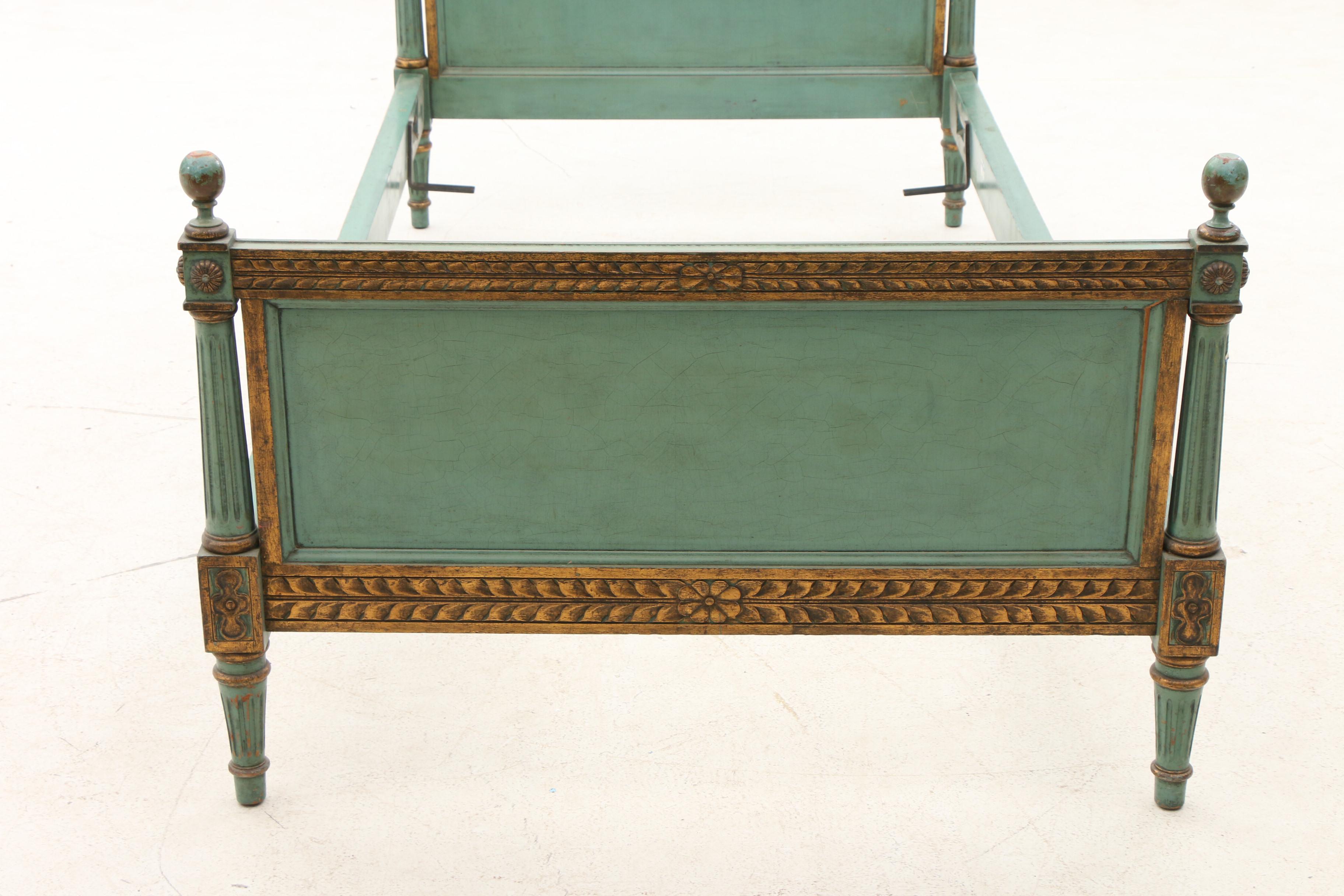 Federal Style Twin Bed Fame in Green