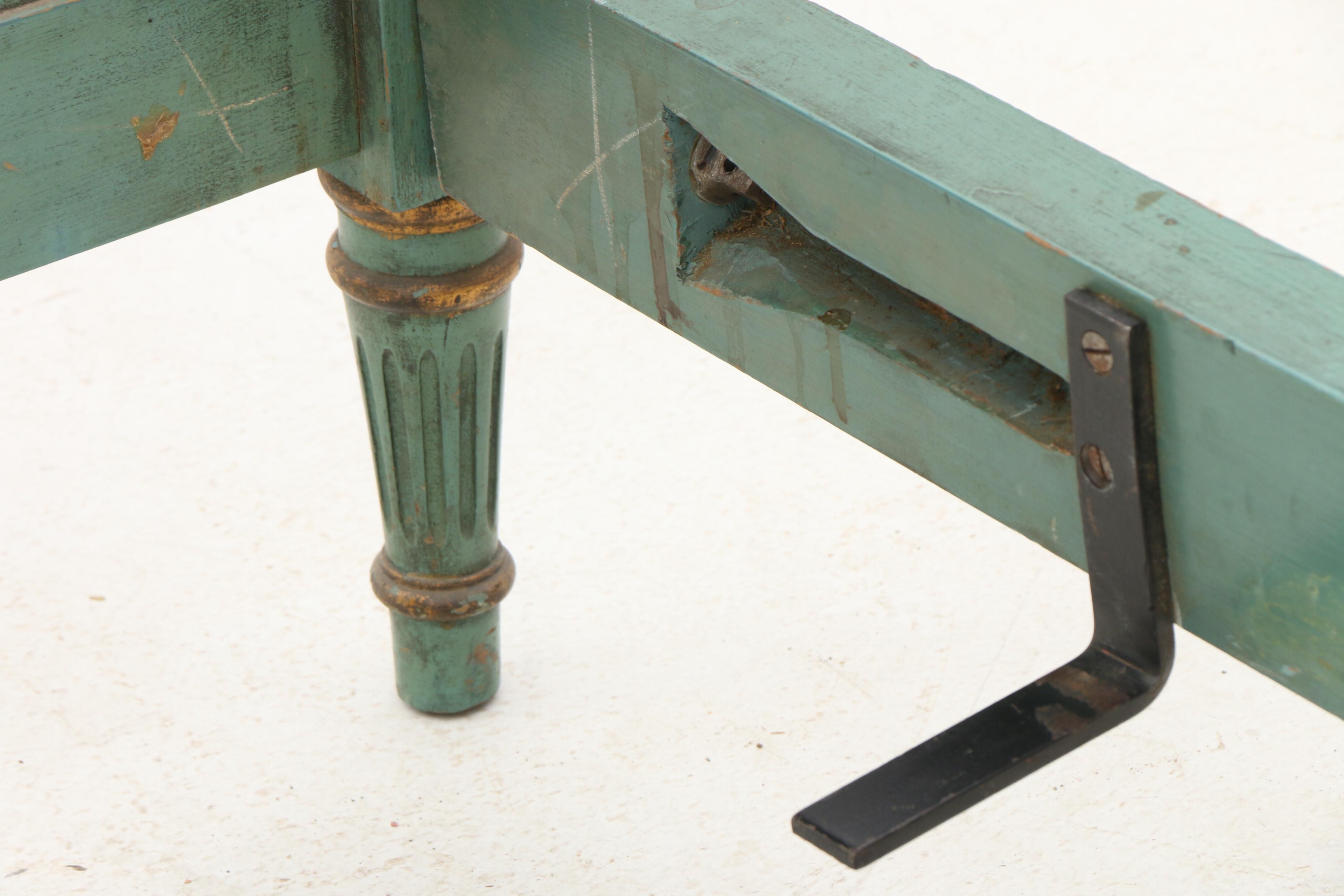 Federal Style Twin Bed Fame in Green