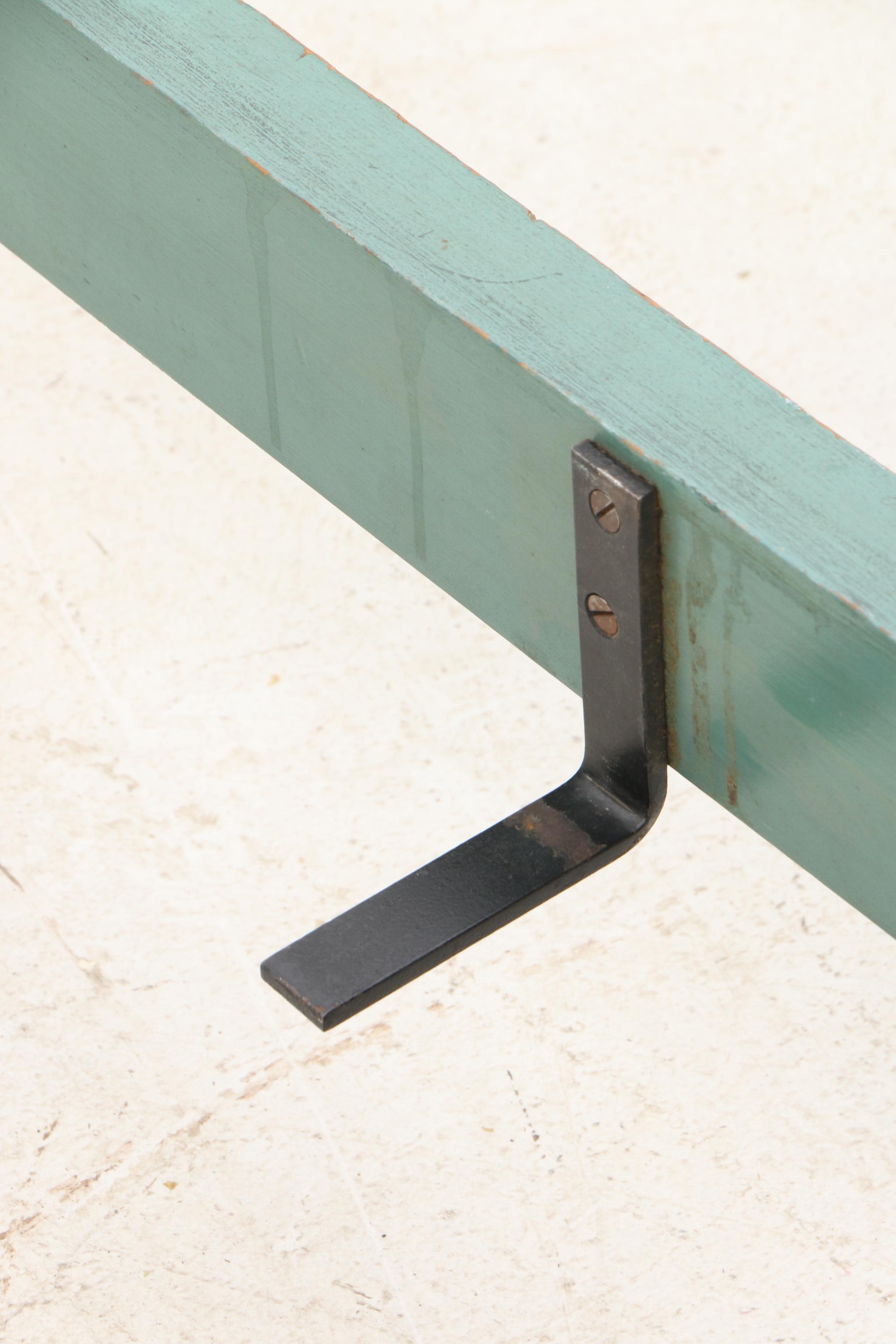 Federal Style Twin Bed Fame in Green