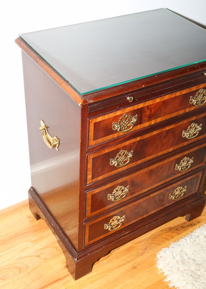 Hickory White "American Masterpiece Collection" Cherry Night Stands