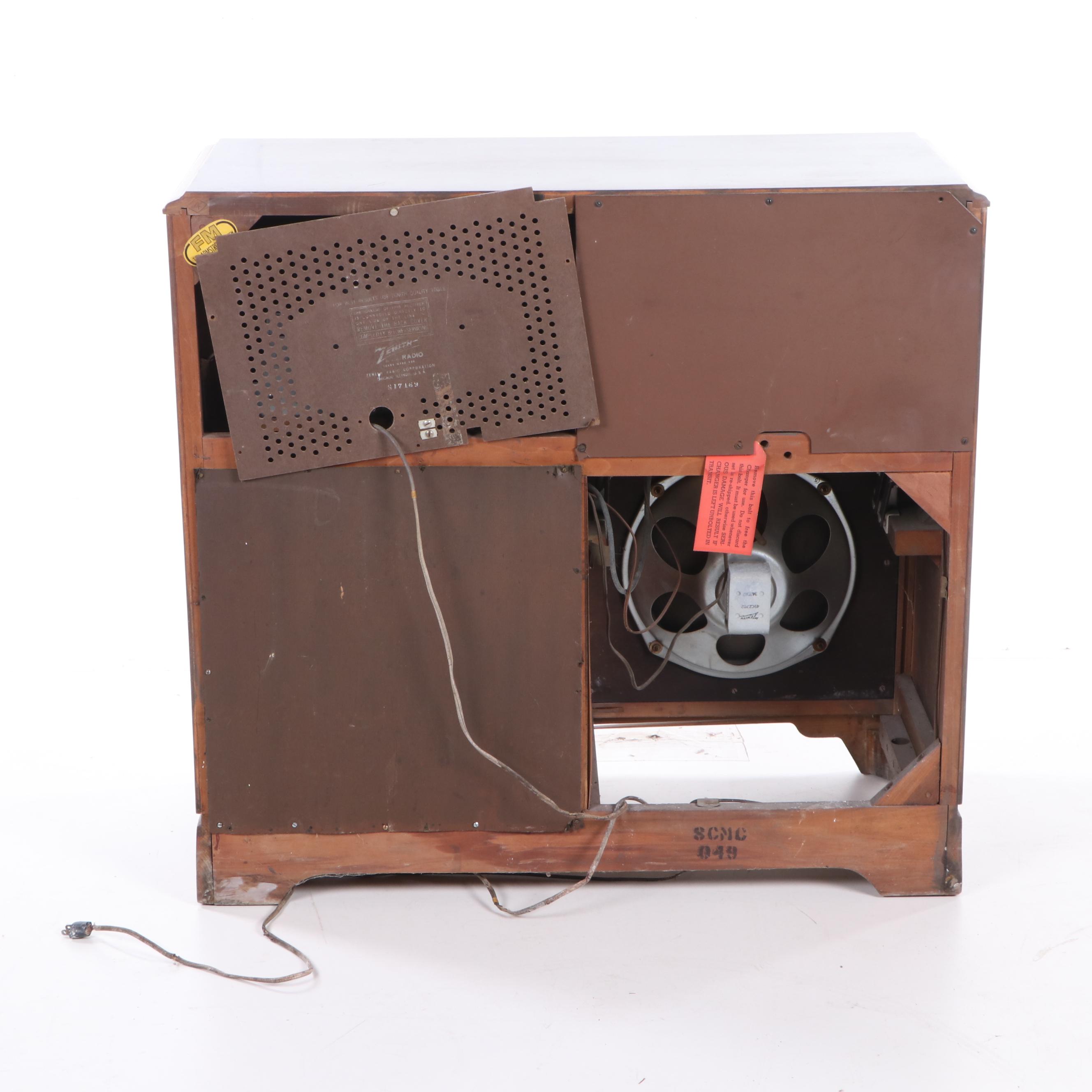 Zenith Cobramatic Mahogany Turntable and Radio Cabinet, 1950's