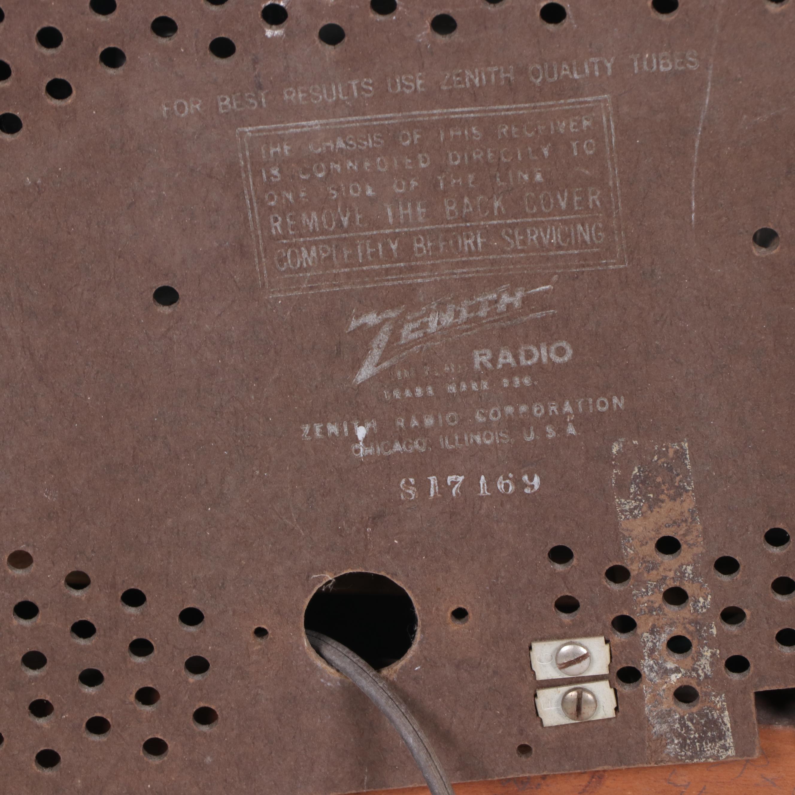 Zenith Cobramatic Mahogany Turntable and Radio Cabinet, 1950's