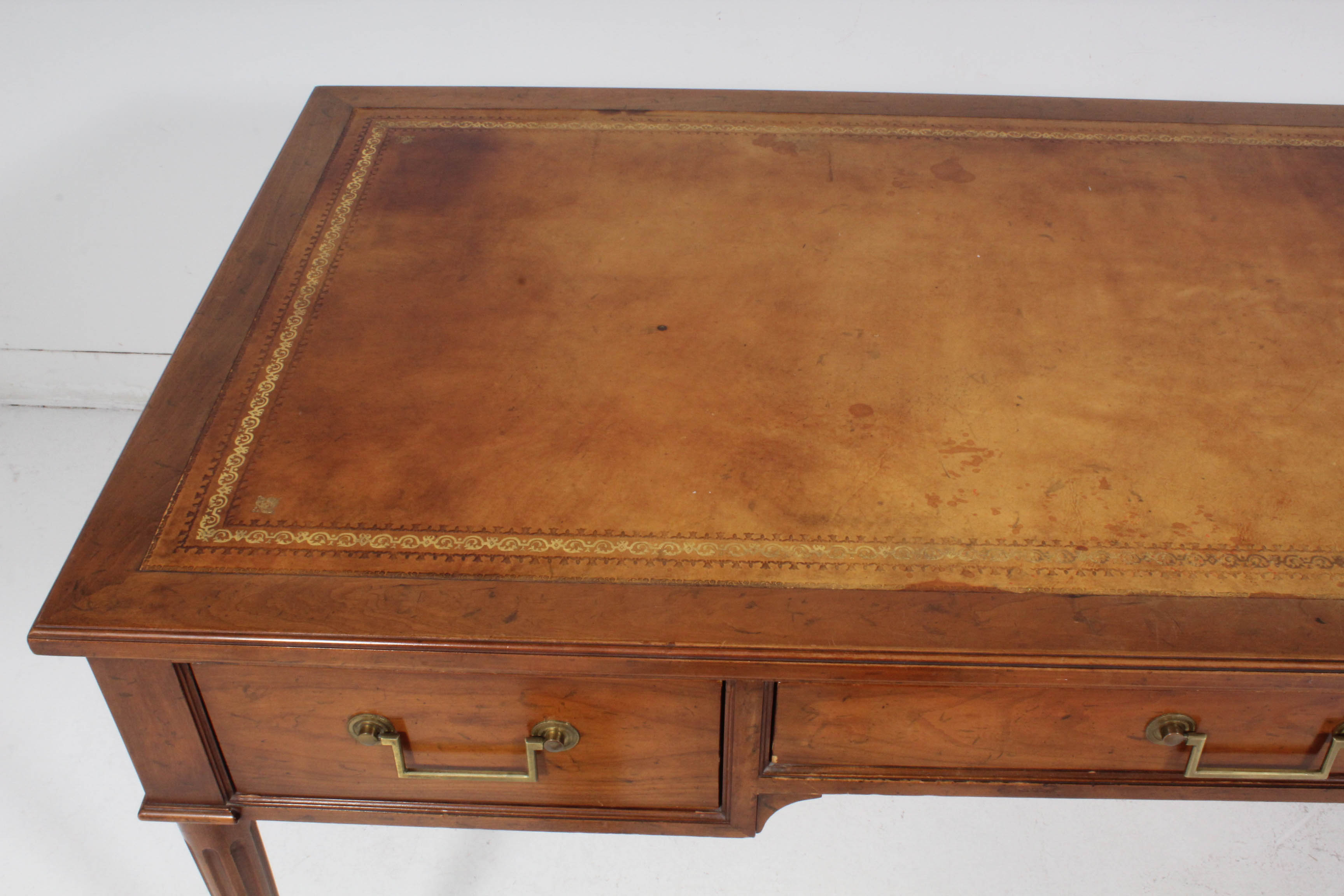 Baker Furniture Sheraton Style Leather Top Executive Desk, Late 20th Century