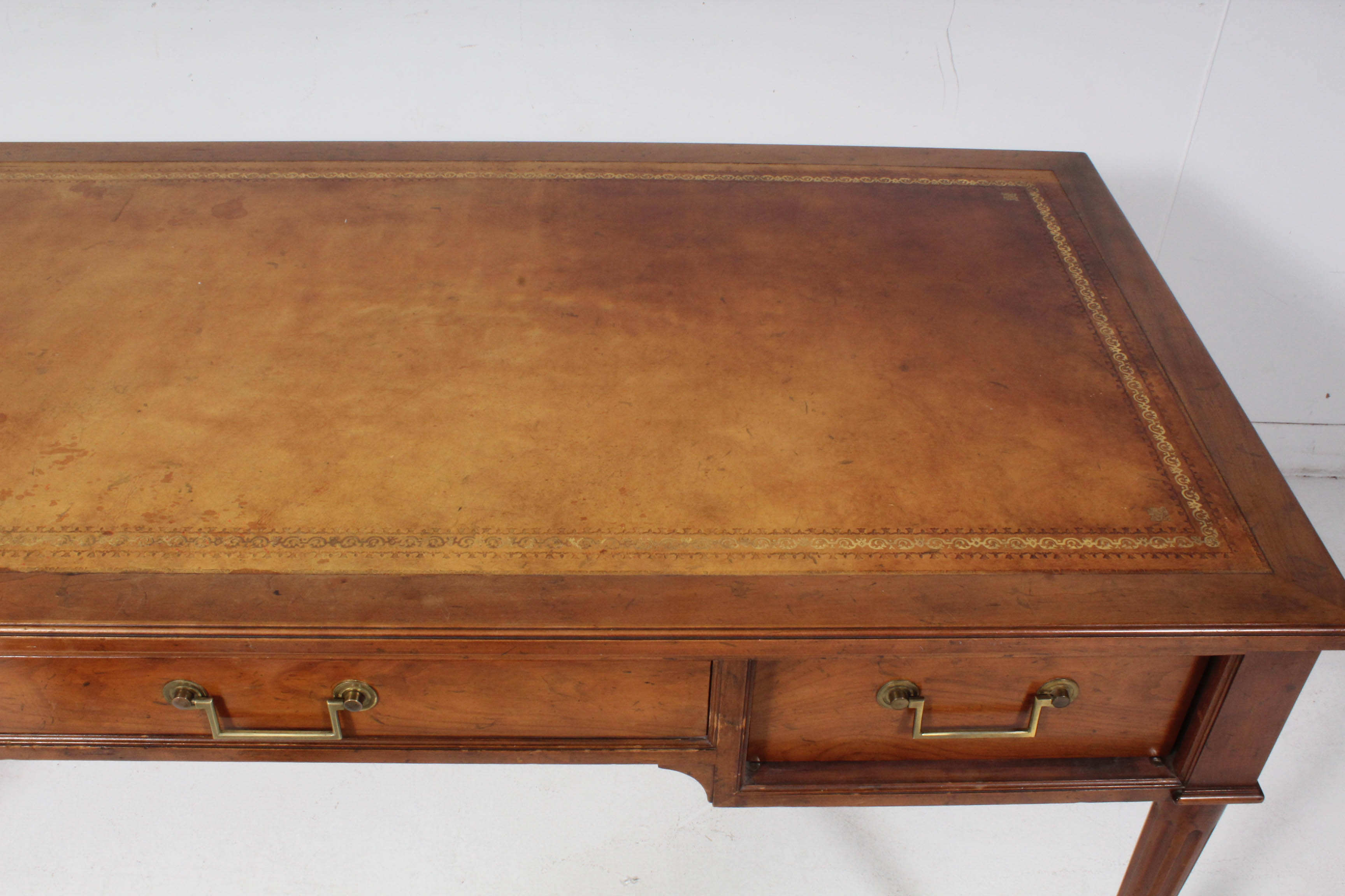 Baker Furniture Sheraton Style Leather Top Executive Desk, Late 20th Century