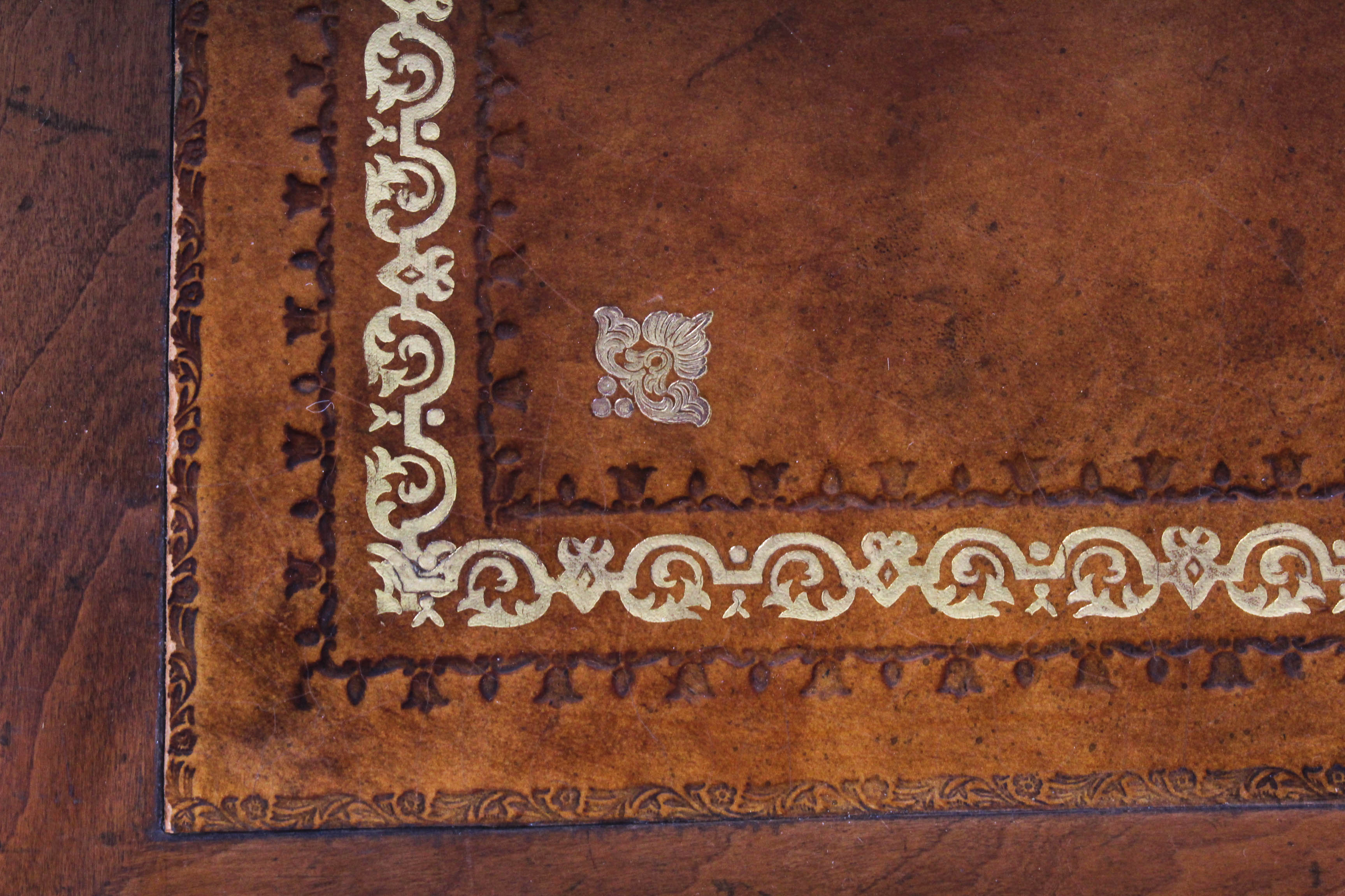 Baker Furniture Sheraton Style Leather Top Executive Desk, Late 20th Century