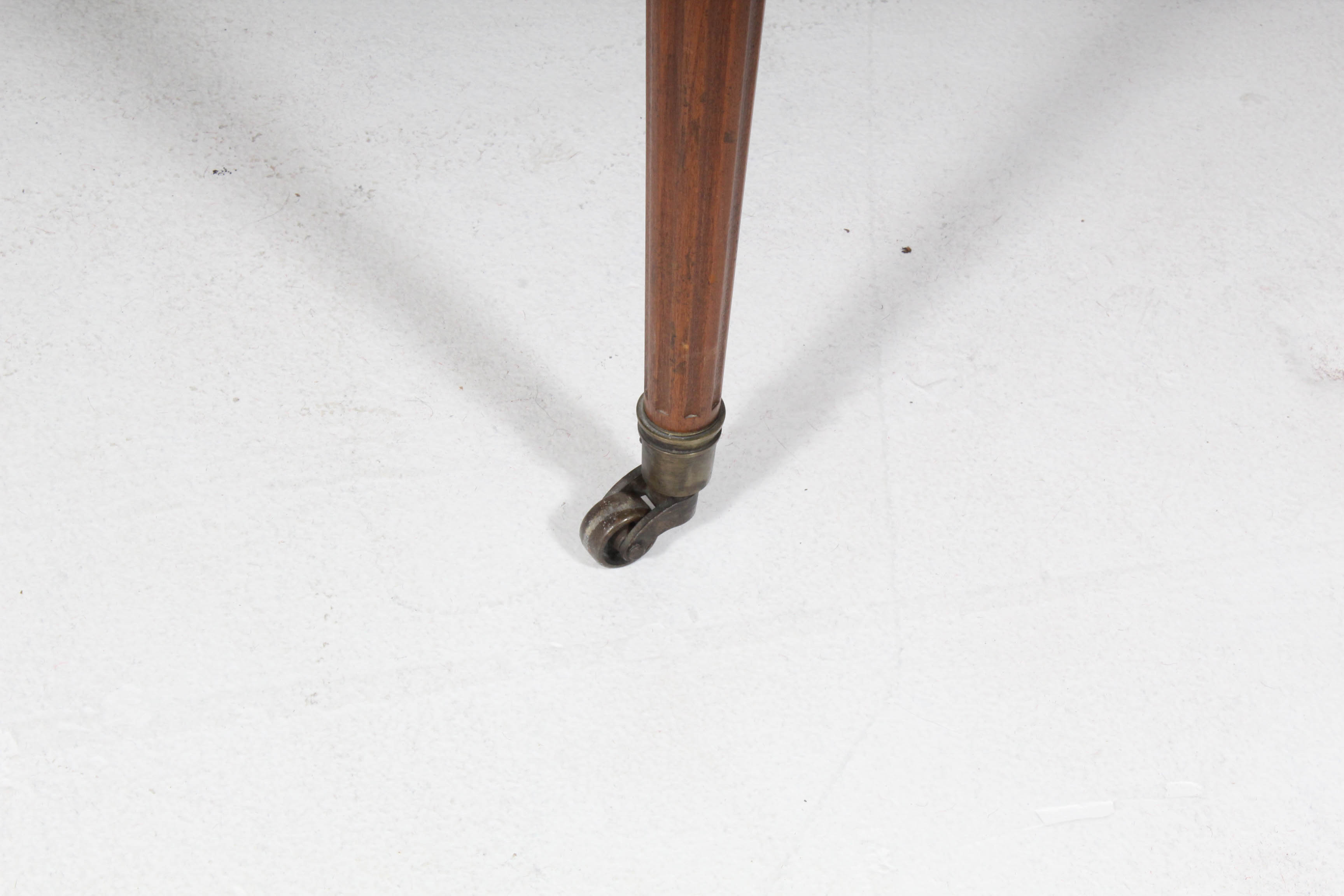 Baker Furniture Sheraton Style Leather Top Executive Desk, Late 20th Century