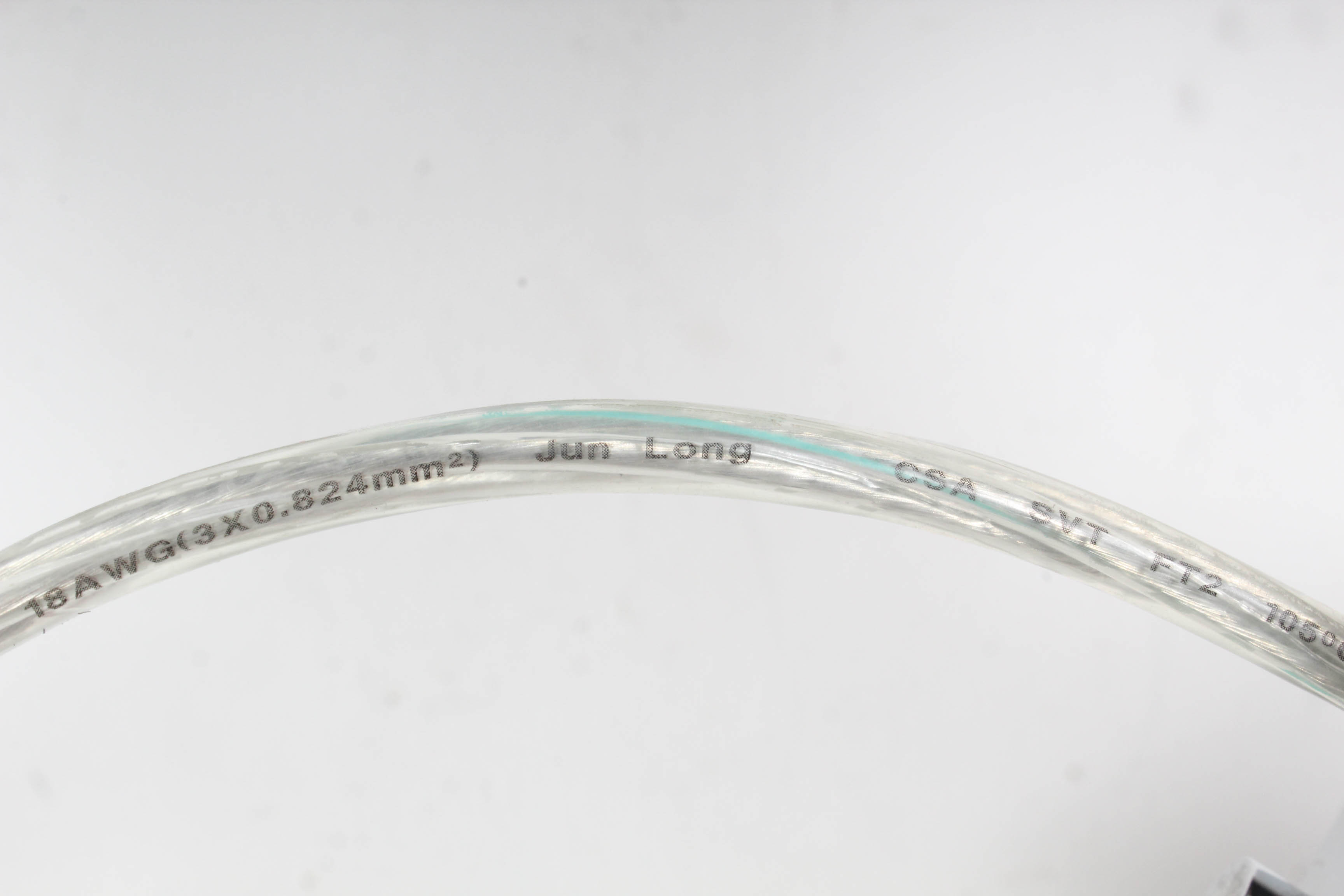 Jun Long Formed Wire Pendant Lamps