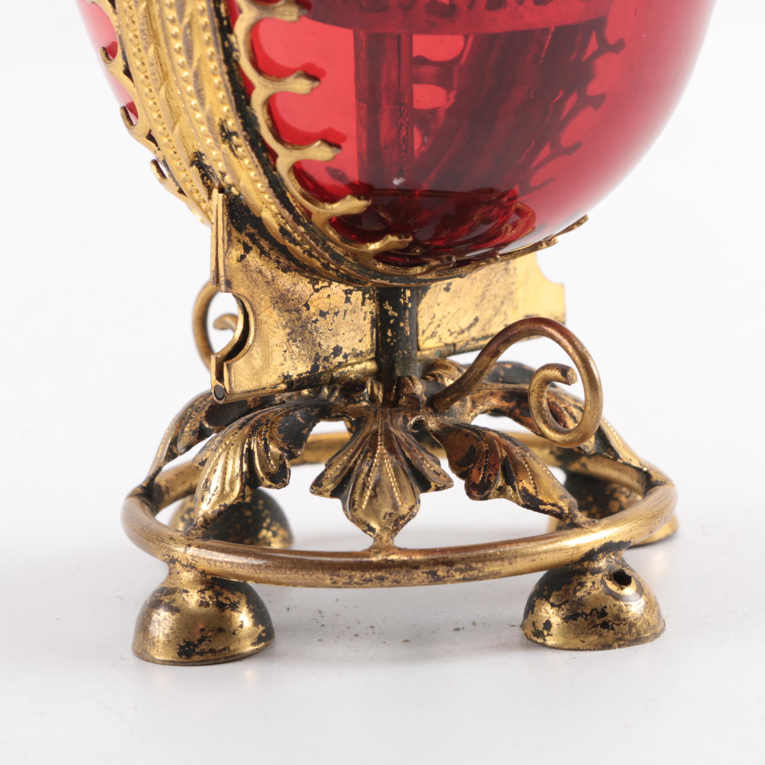 French Ruby Glass Perfume "Etui" in Egg Form, 19th Century