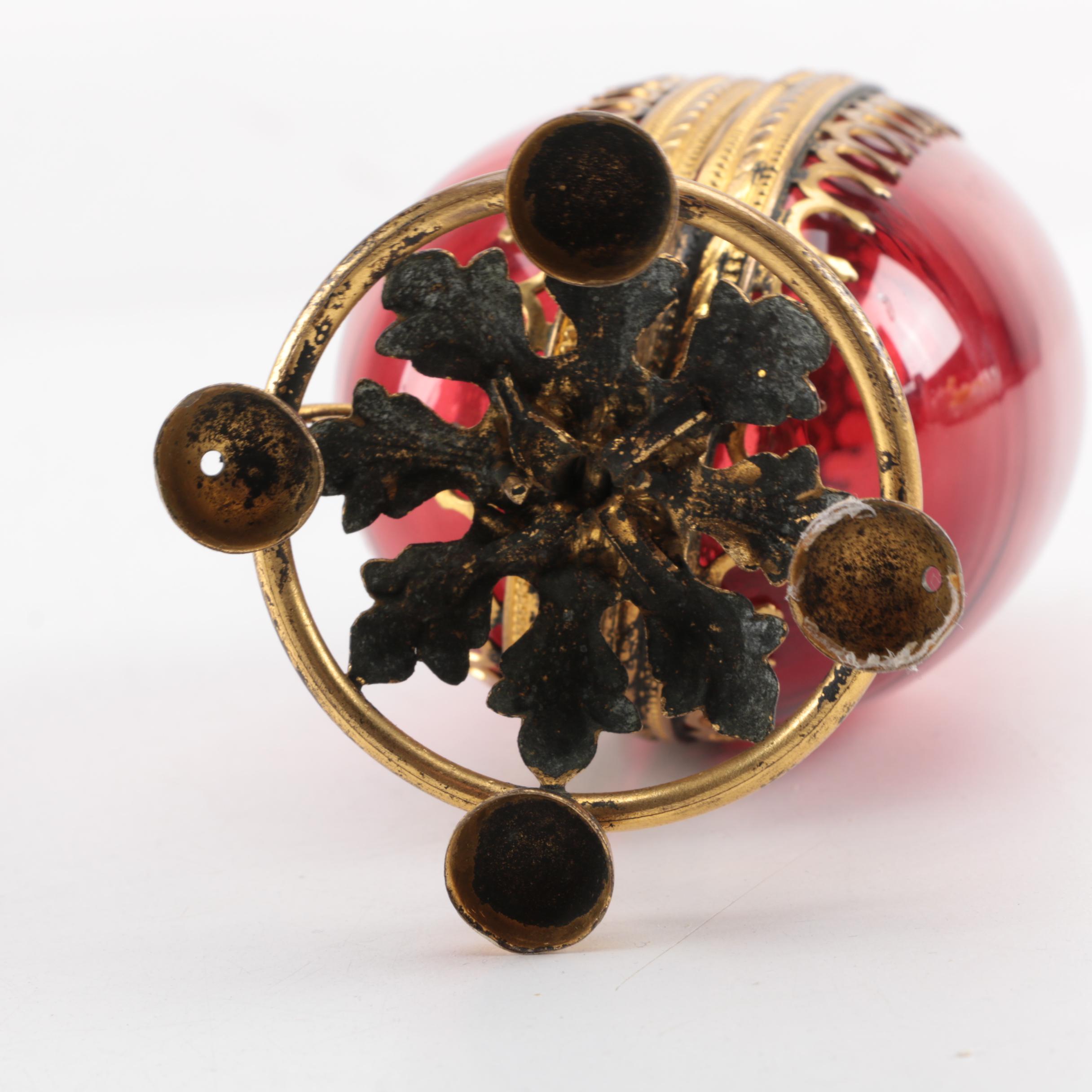 French Ruby Glass Perfume "Etui" in Egg Form, 19th Century