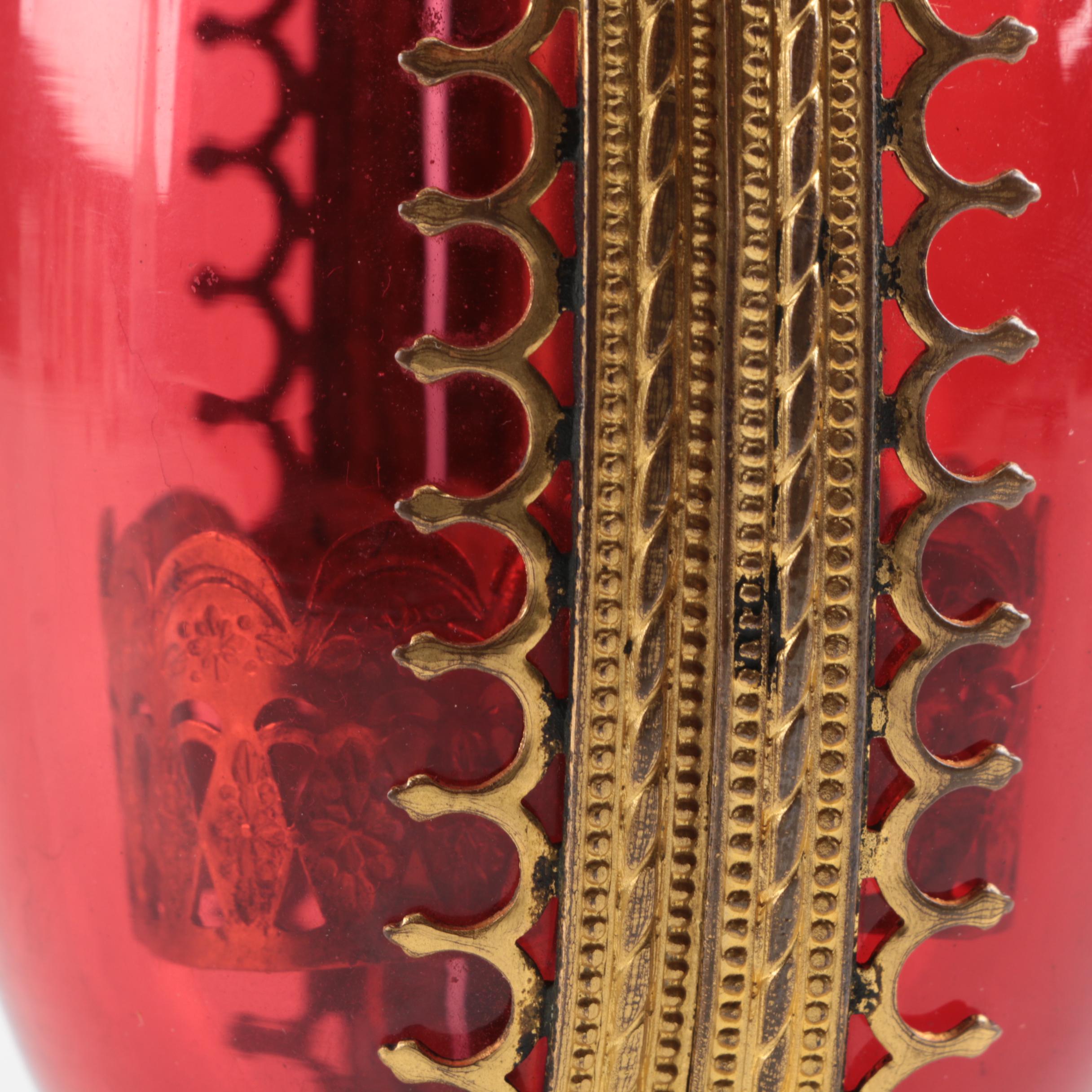 French Ruby Glass Perfume "Etui" in Egg Form, 19th Century