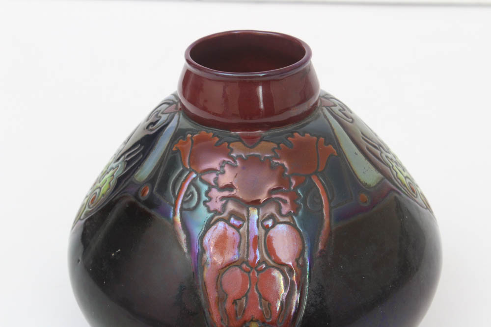 Montieres Amiens French Earthenware Vase, 1918