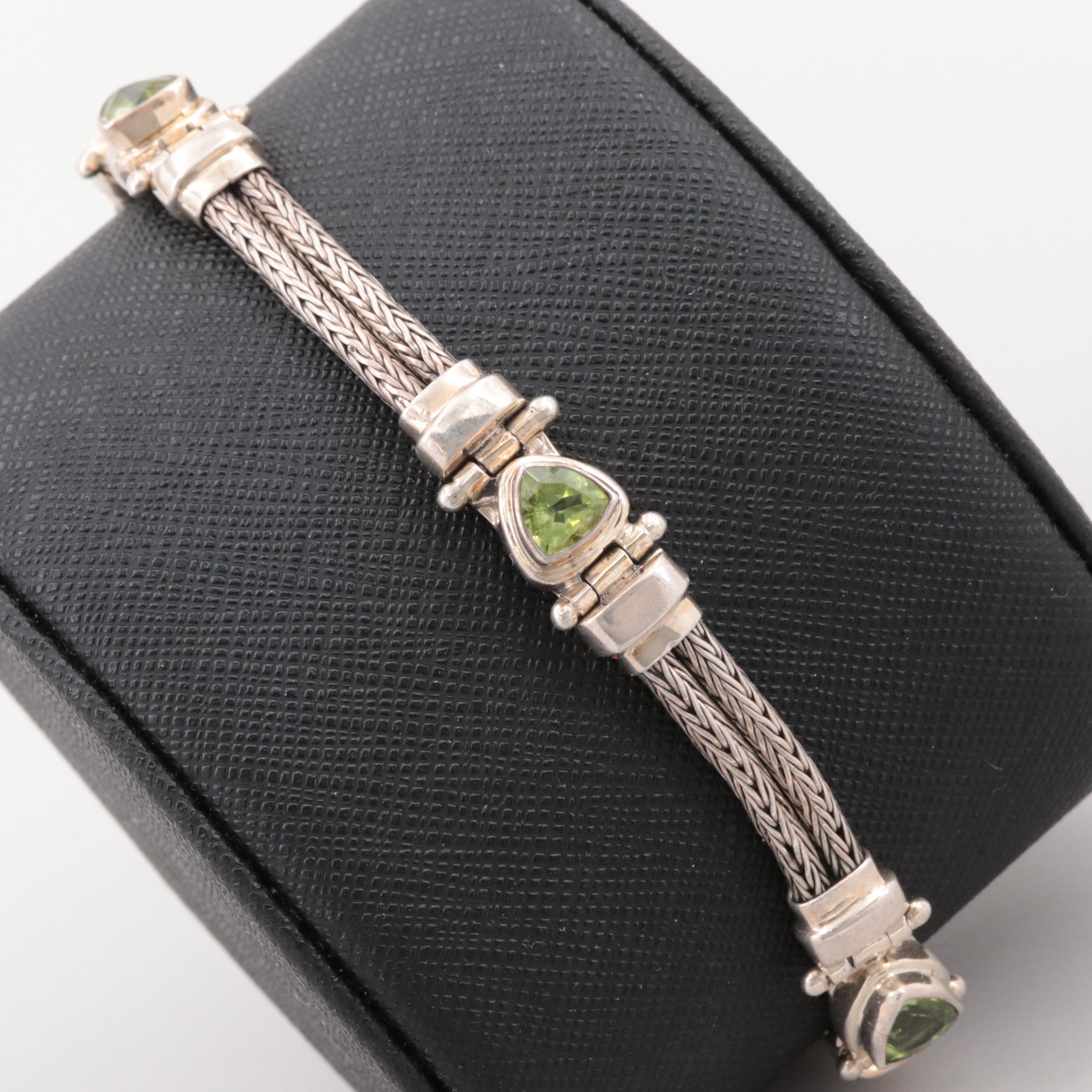 Sarda Sterling Silver Peridot Bracelet
