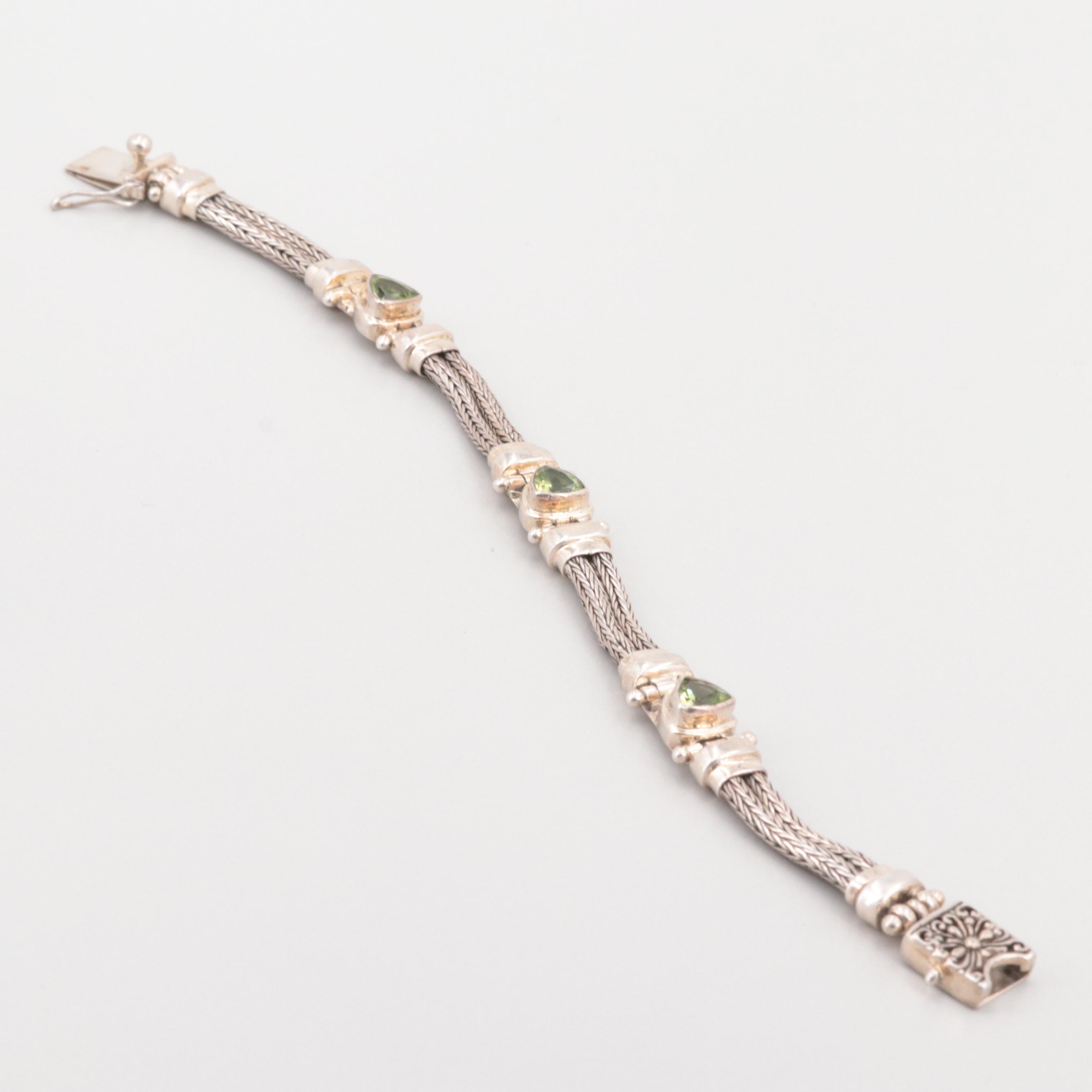 Sarda Sterling Silver Peridot Bracelet