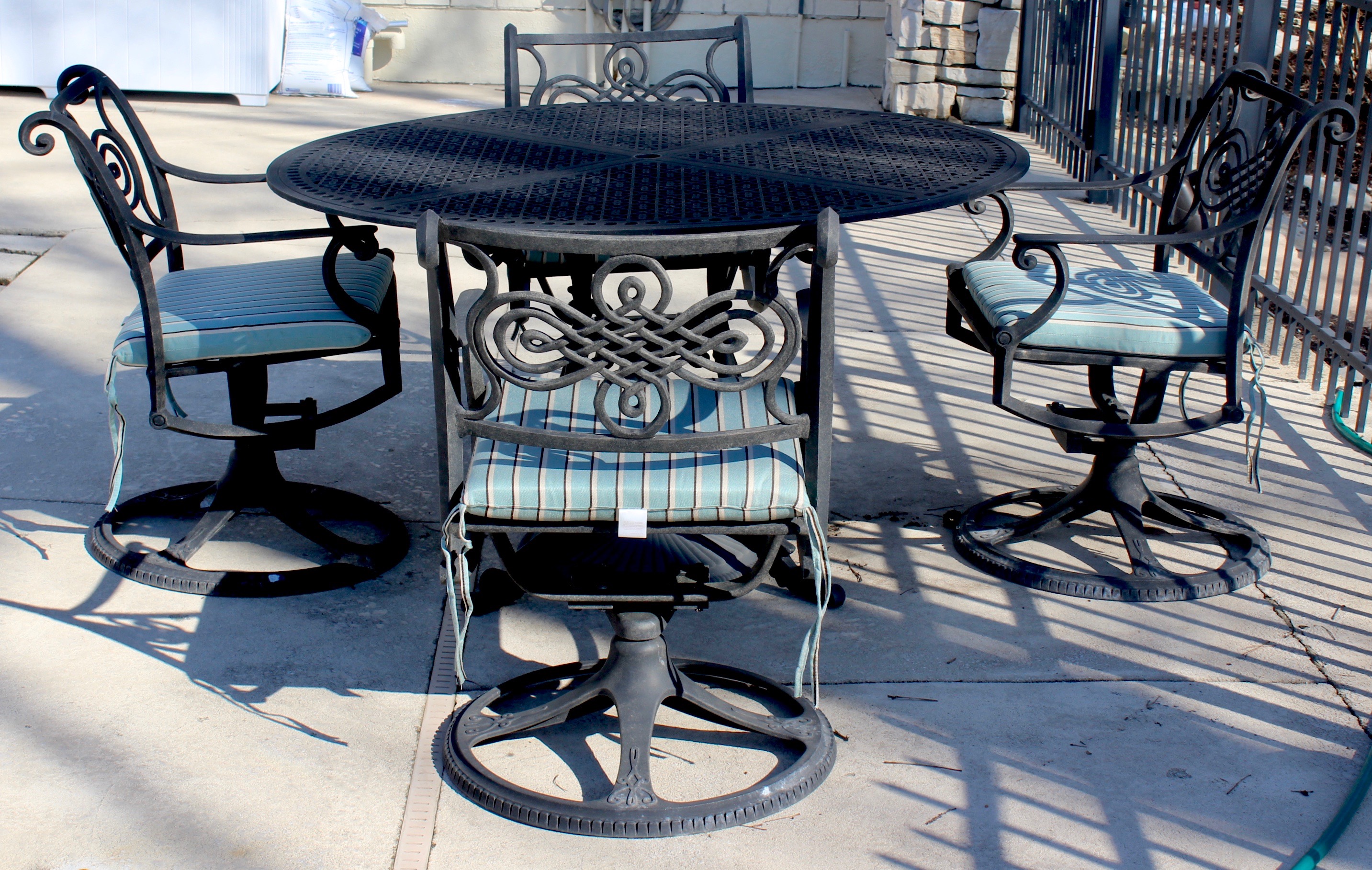 Cast Classics "Monte Cristo" Patio Table and Chairs
