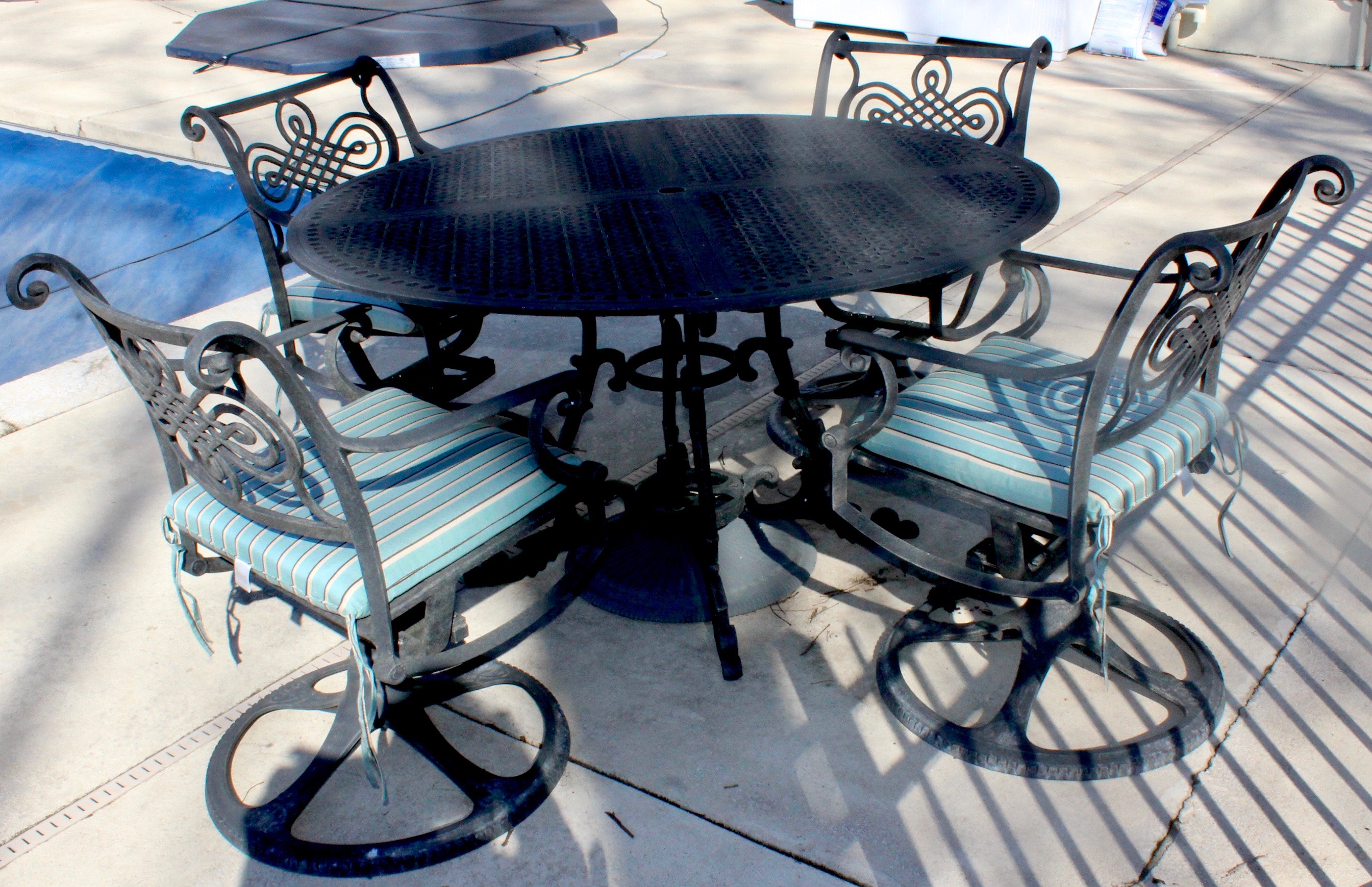 Cast Classics "Monte Cristo" Patio Table and Chairs