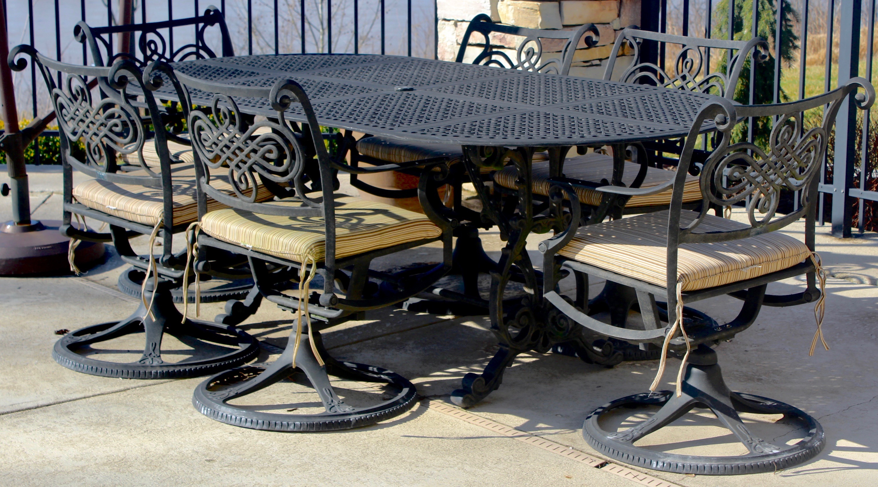 Cast Classics "Monte Cristo" Patio Dining Table and Chairs